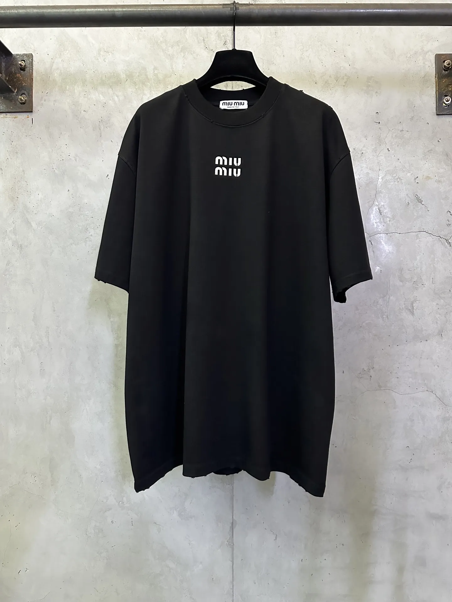 Logo Print Distressed Heavyweight T-Shirt D19011001