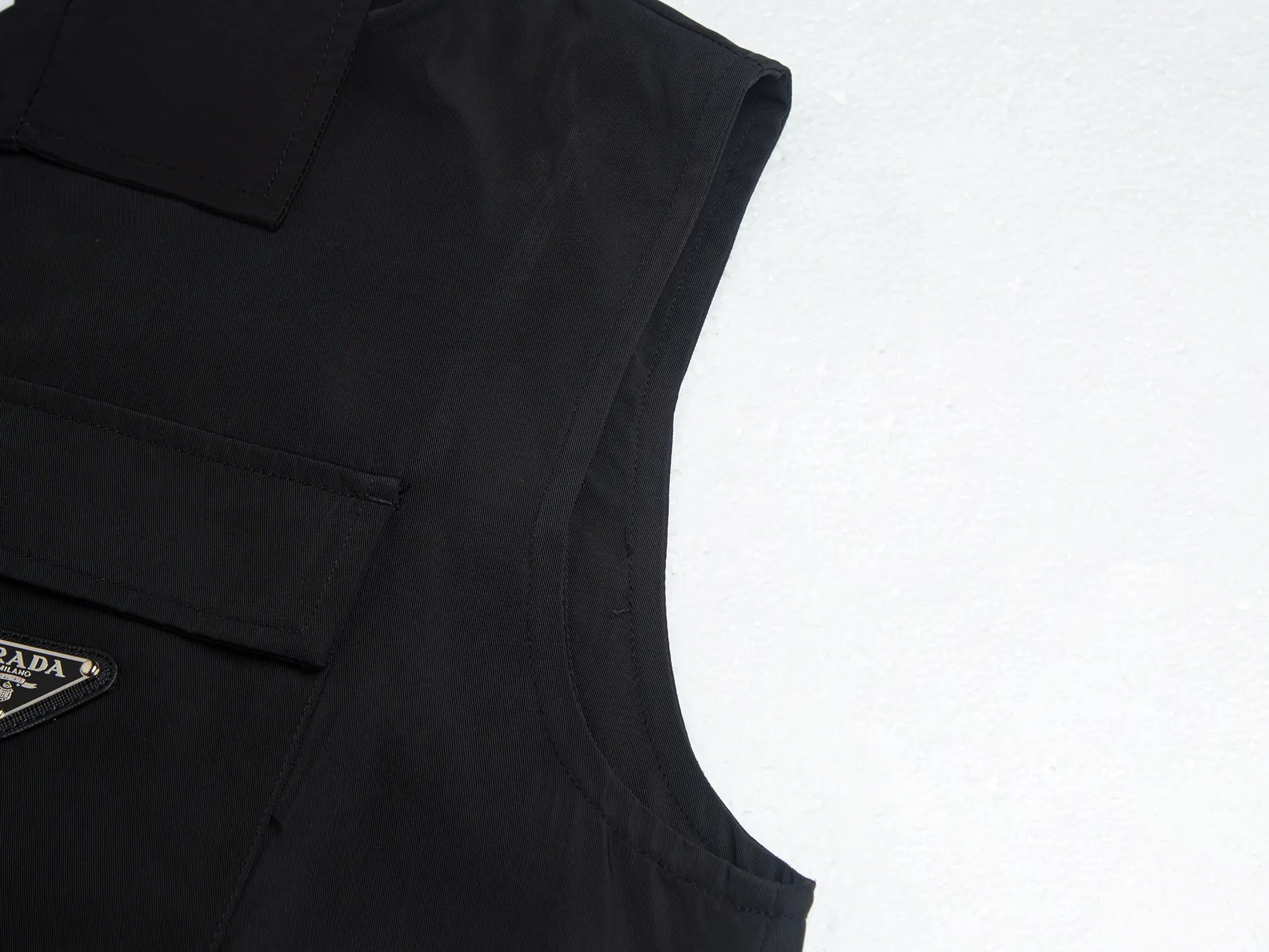 Re-Nylon Utility Vest with Enamel Triangle Logo D19515812 — view 6