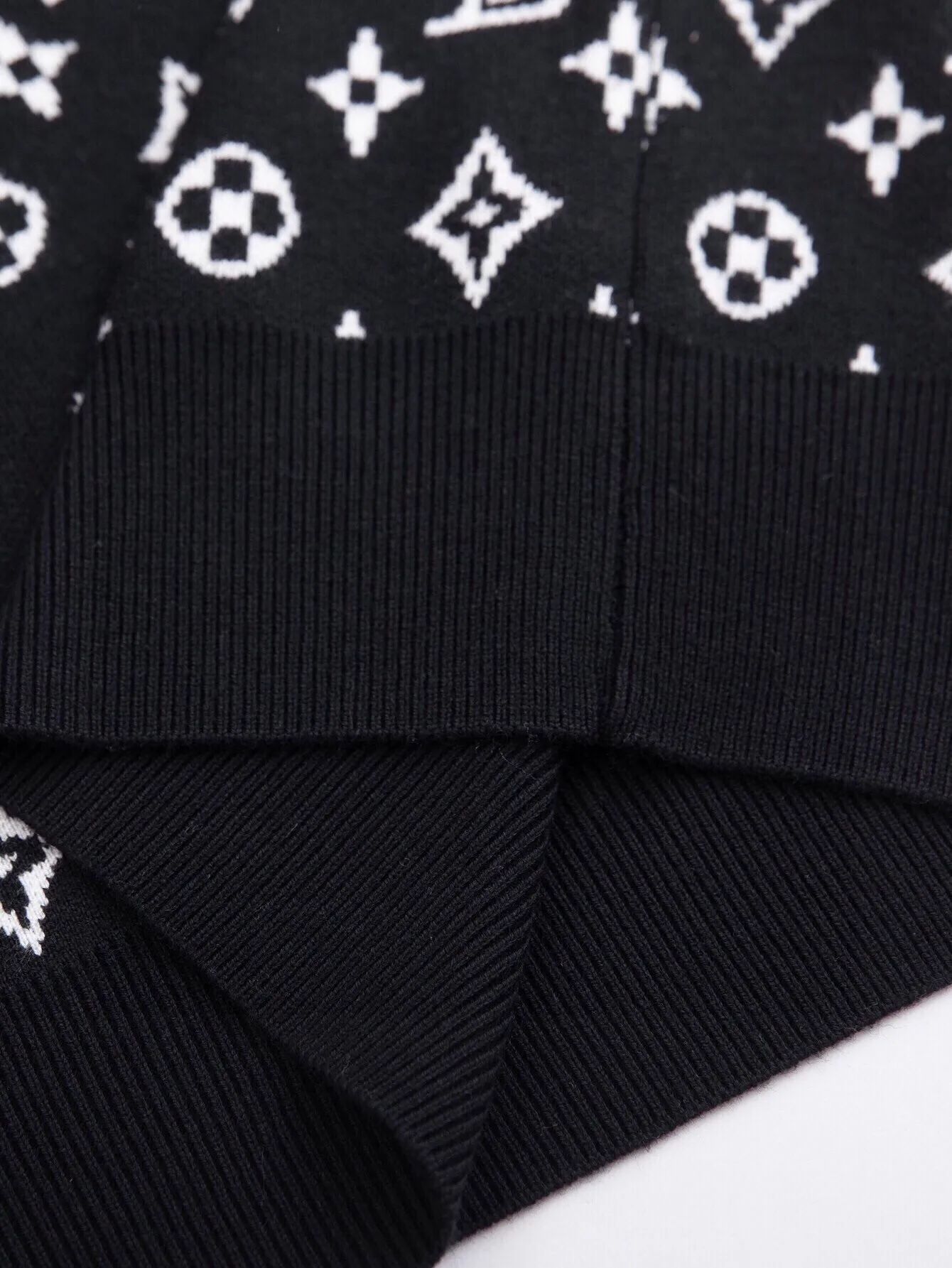 Monogram Jacquard Wool Crew-Neck Sweater D19516051 — view 7