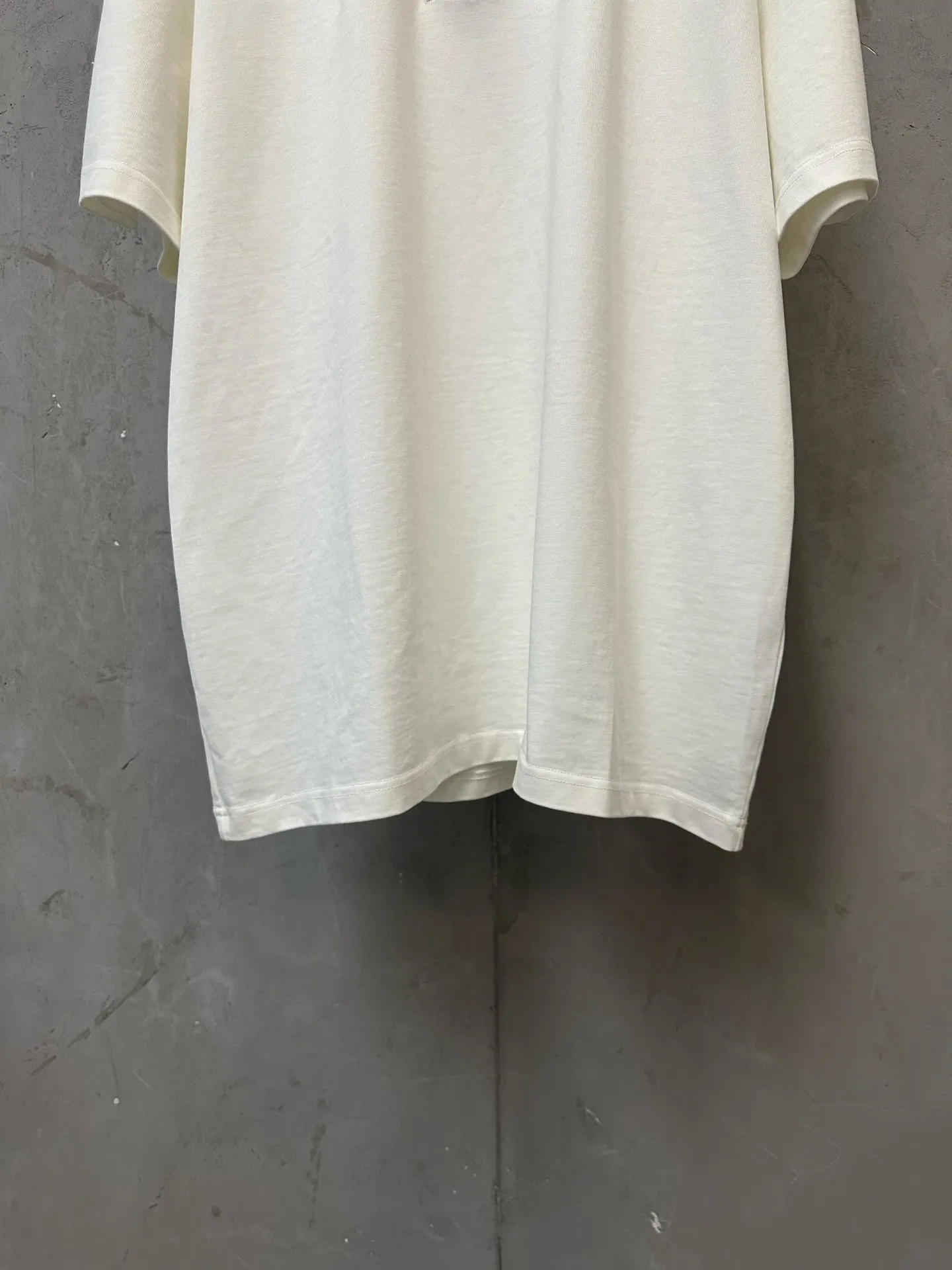 Embroidered Heavyweight Cotton T-Shirt D19511190 — view 4