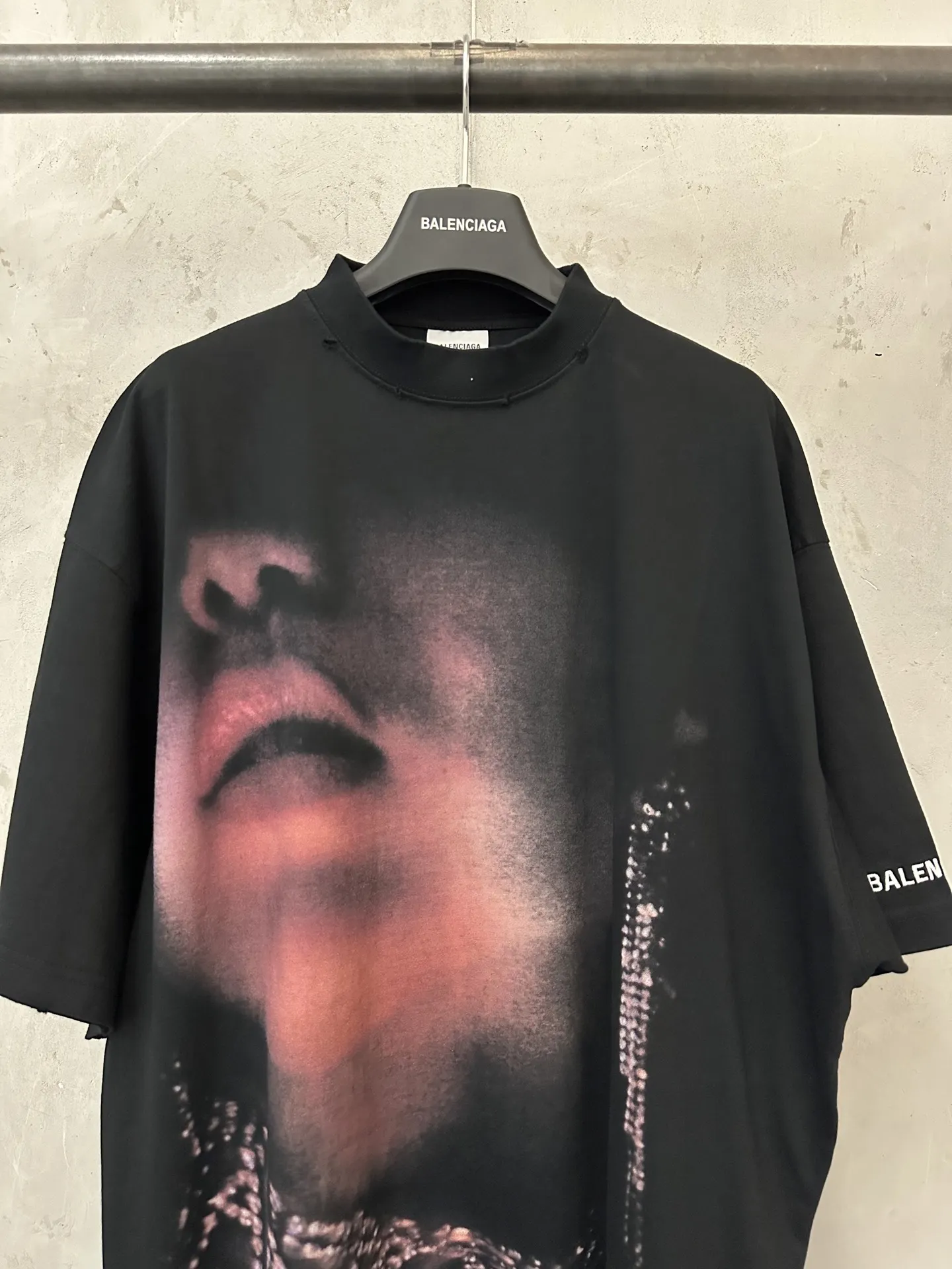 Euphoria Print Oversized Cotton T-Shirt D20023735 — view 3