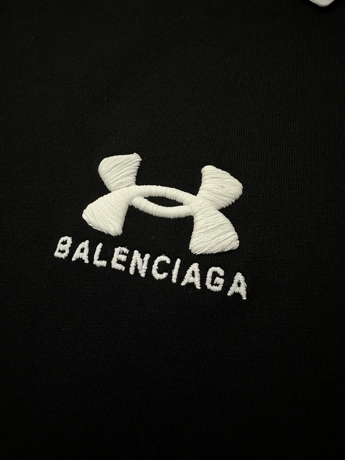 Balenciaga x Under Armour Embroidered Logo T-Shirt D20018918 — view 7
