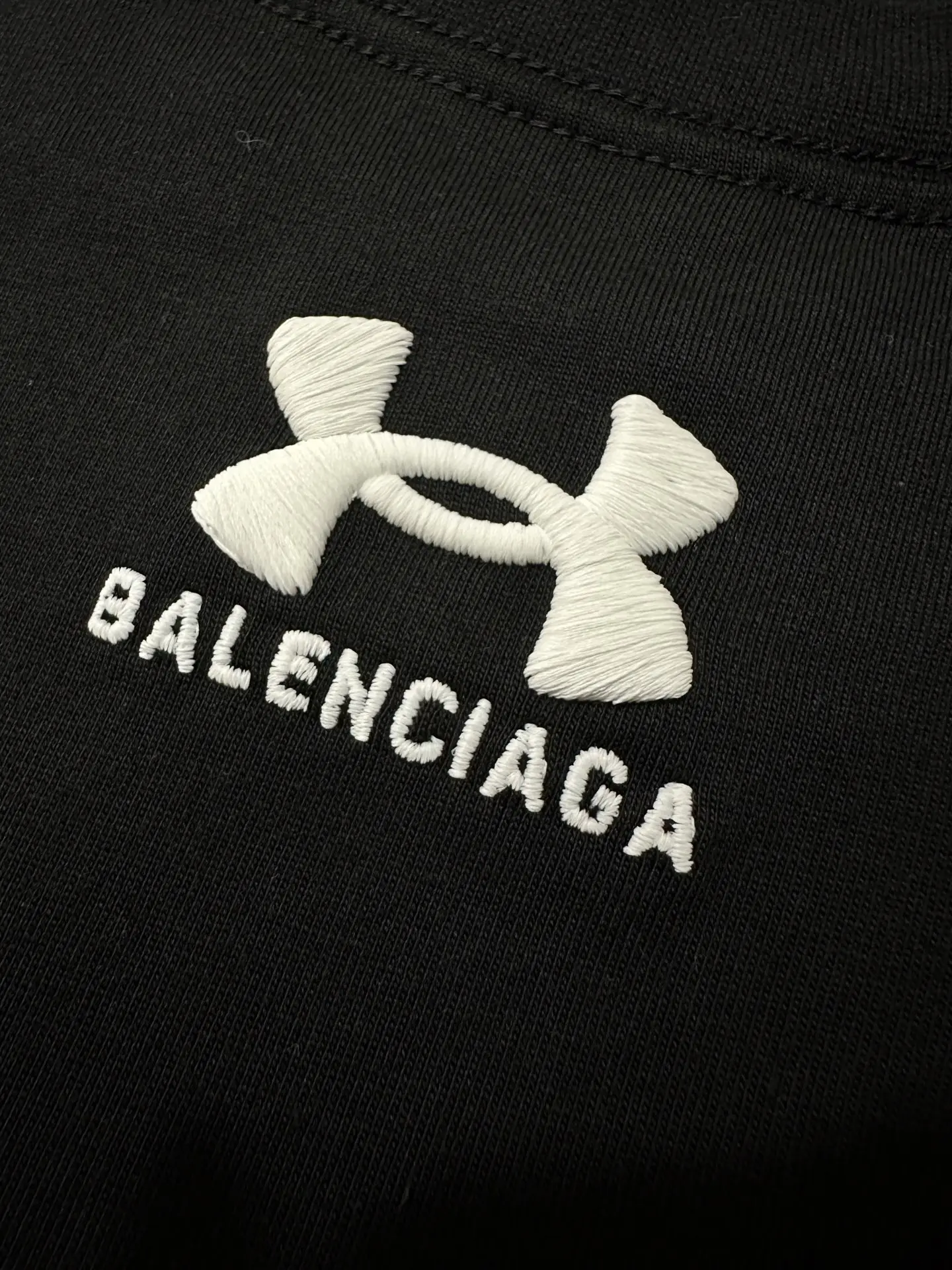 Balenciaga x Under Armour Embroidered Logo T-Shirt D20018918 — view 8