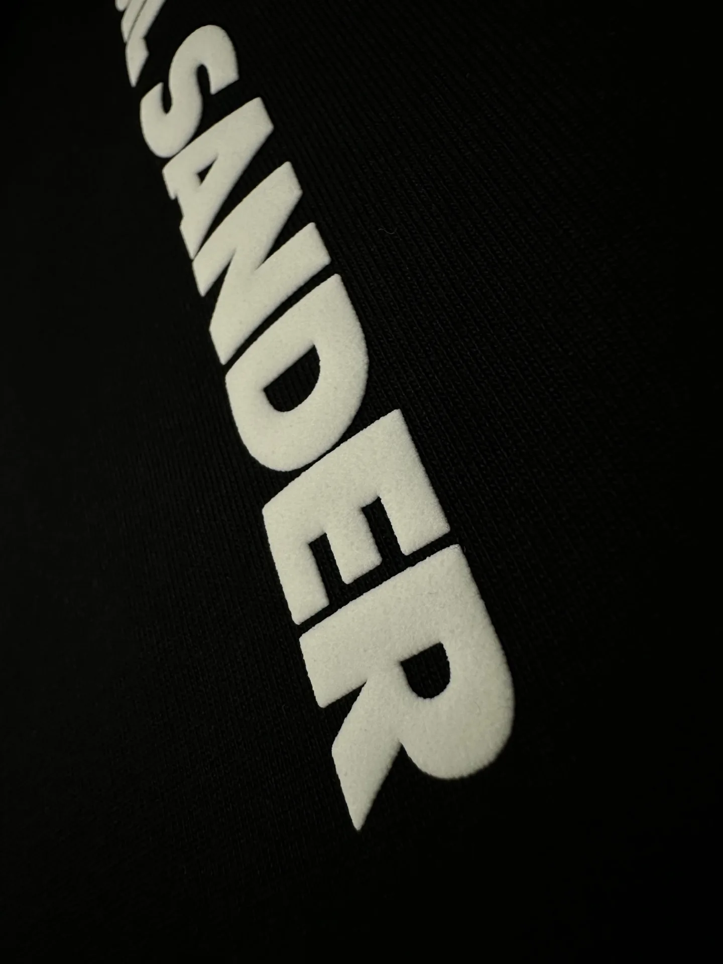 Logo-Print Heavyweight Cotton Long-Sleeve T-Shirt D20023739 — view 8