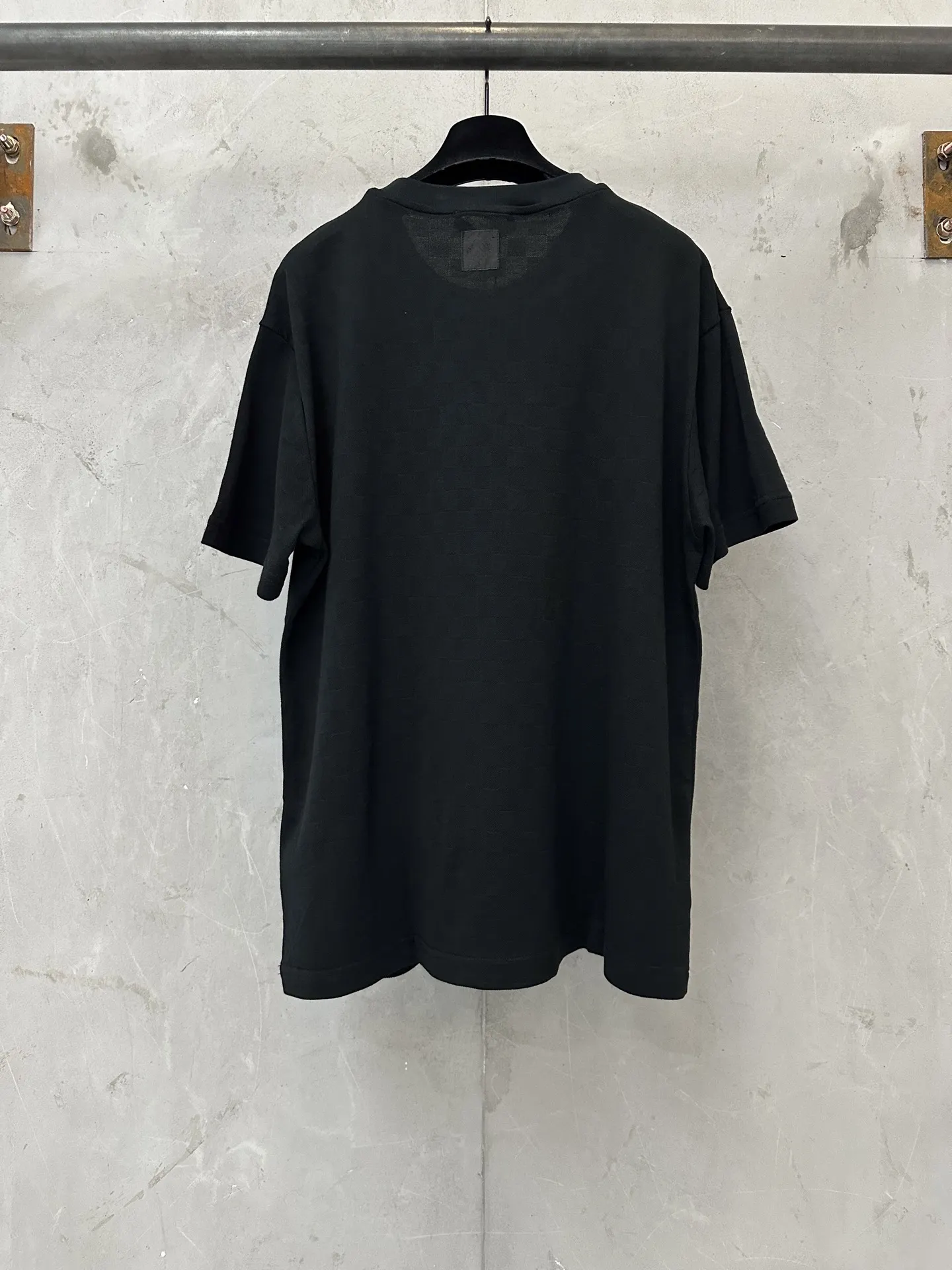 Floral Bouquet Embroidered Logo T-Shirt D20011479 — view 2