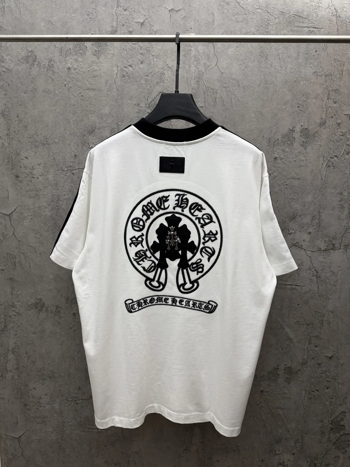 Embroidered Cross Logo Cotton T-Shirt D20013866 — view 2