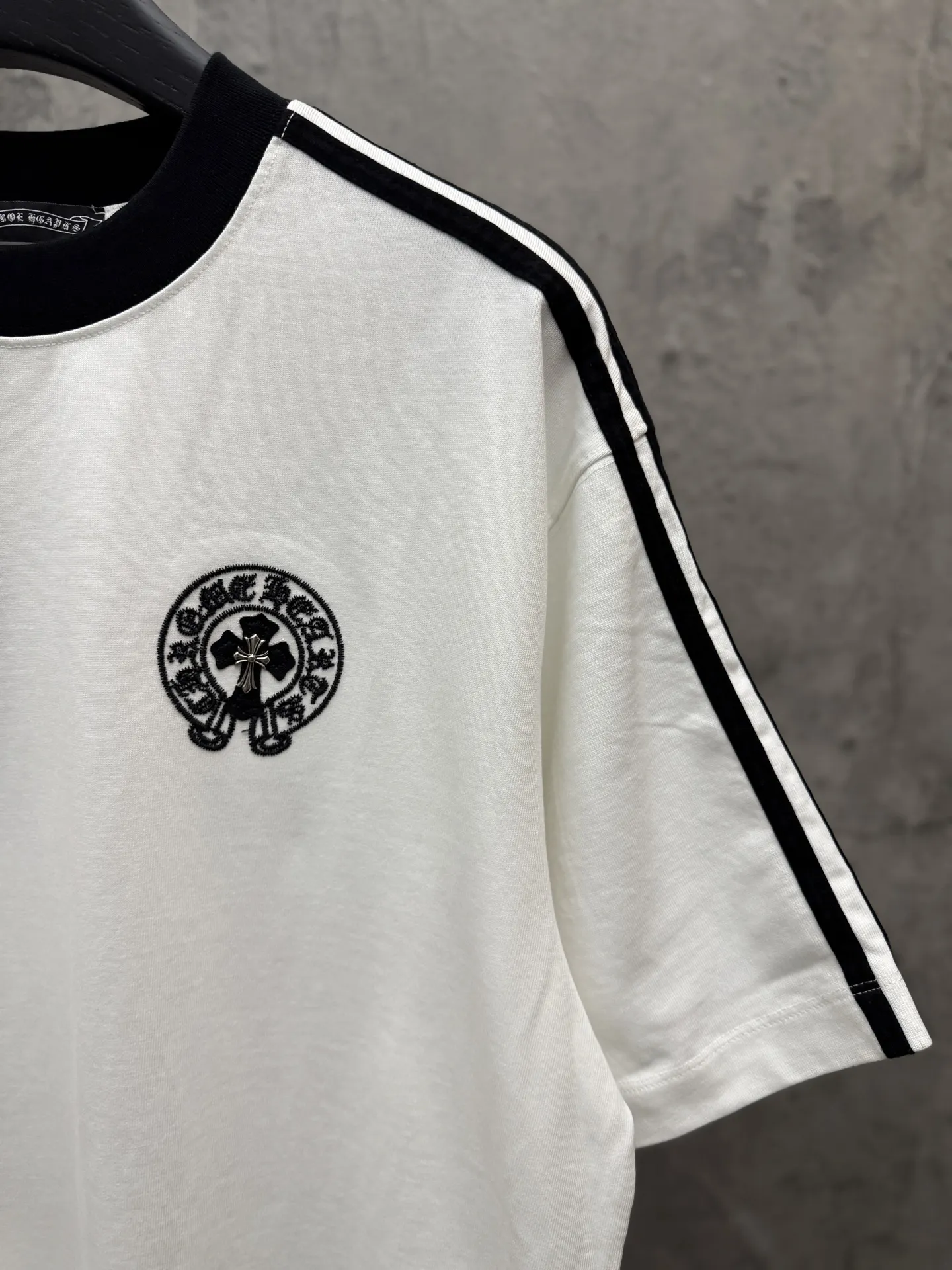 Embroidered Cross Logo Cotton T-Shirt D20013866 — view 5