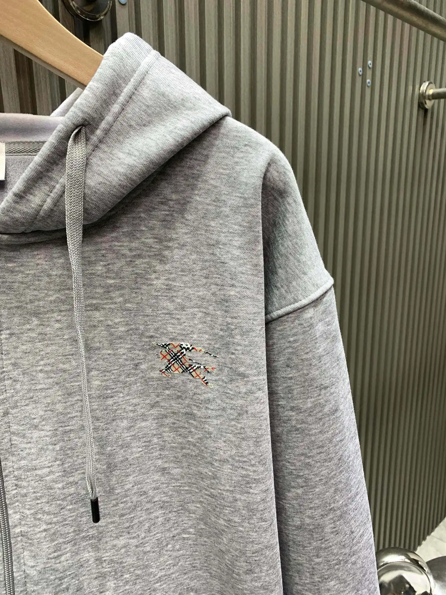 Equestrian Knight Embroidered Zip-Up Hoodie D20014131 — view 6