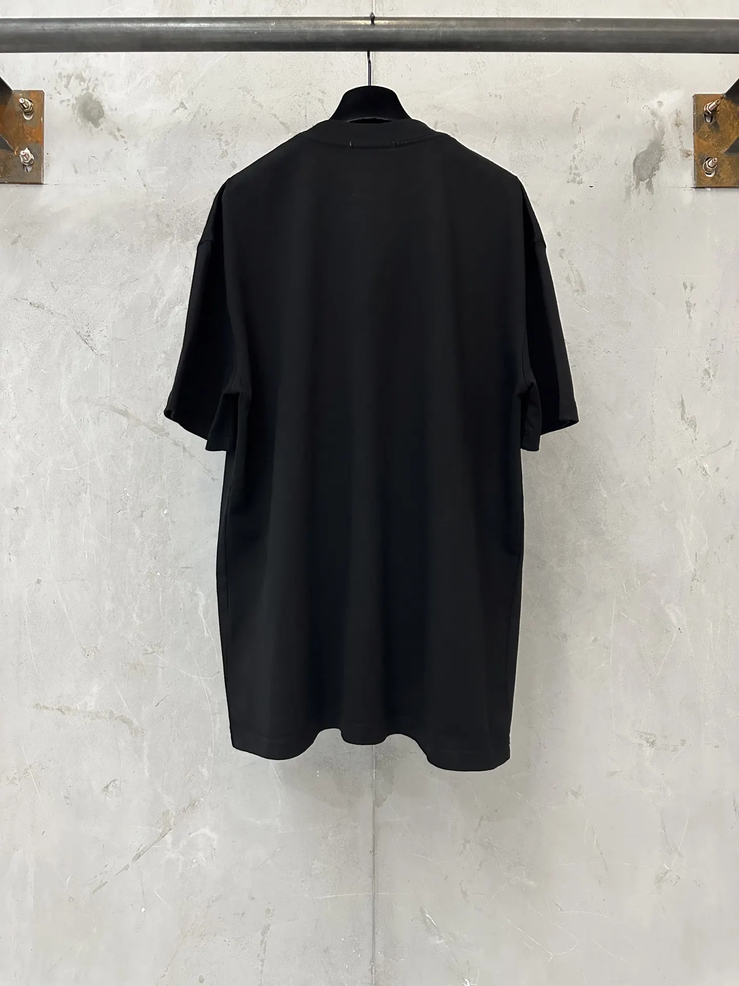 Knight Crest Heavyweight Cotton T-Shirt D20011485 — view 2