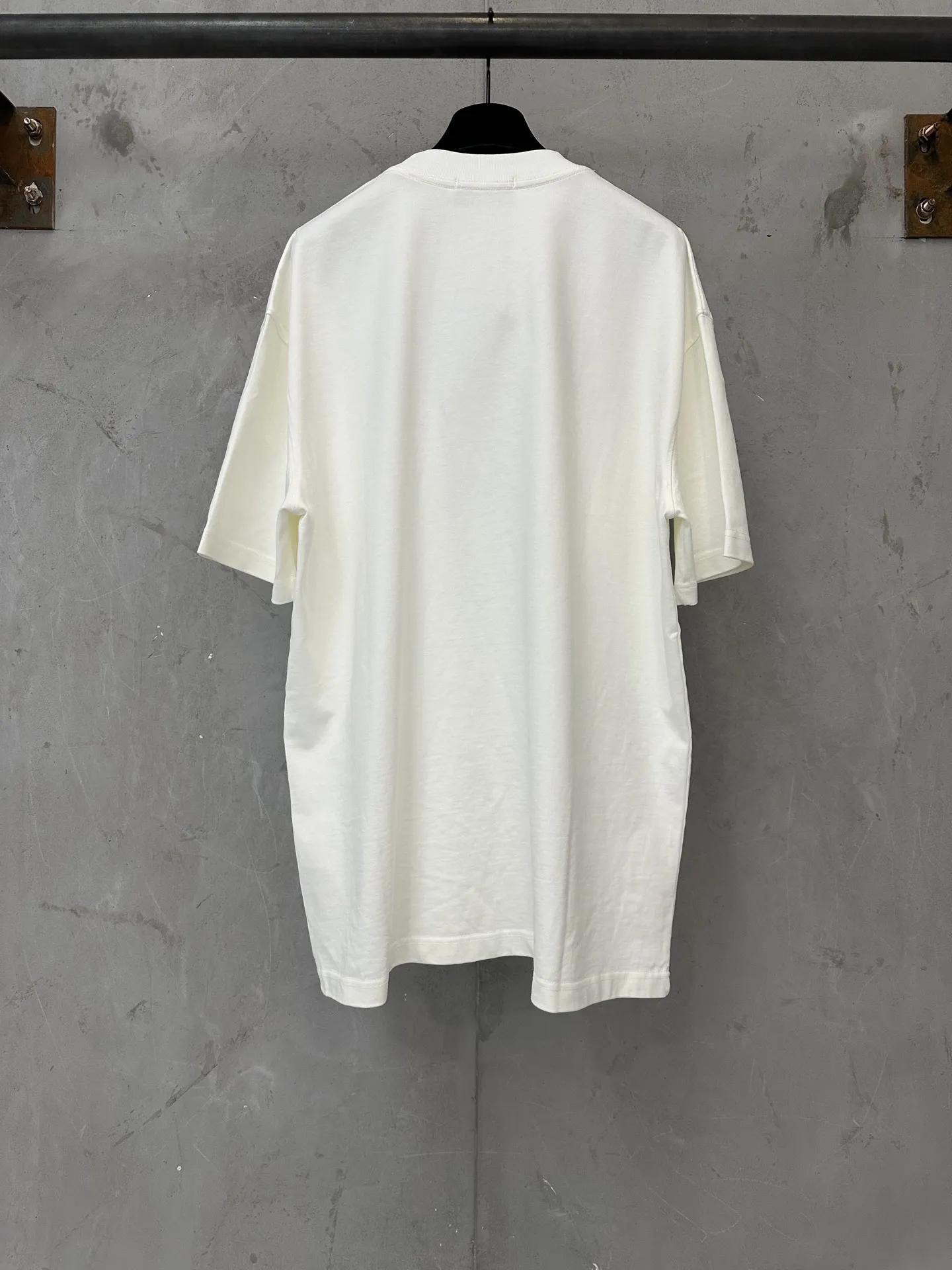 Gucci Knight Crest Heavyweight Cotton T-Shirt D20011486 — view 2
