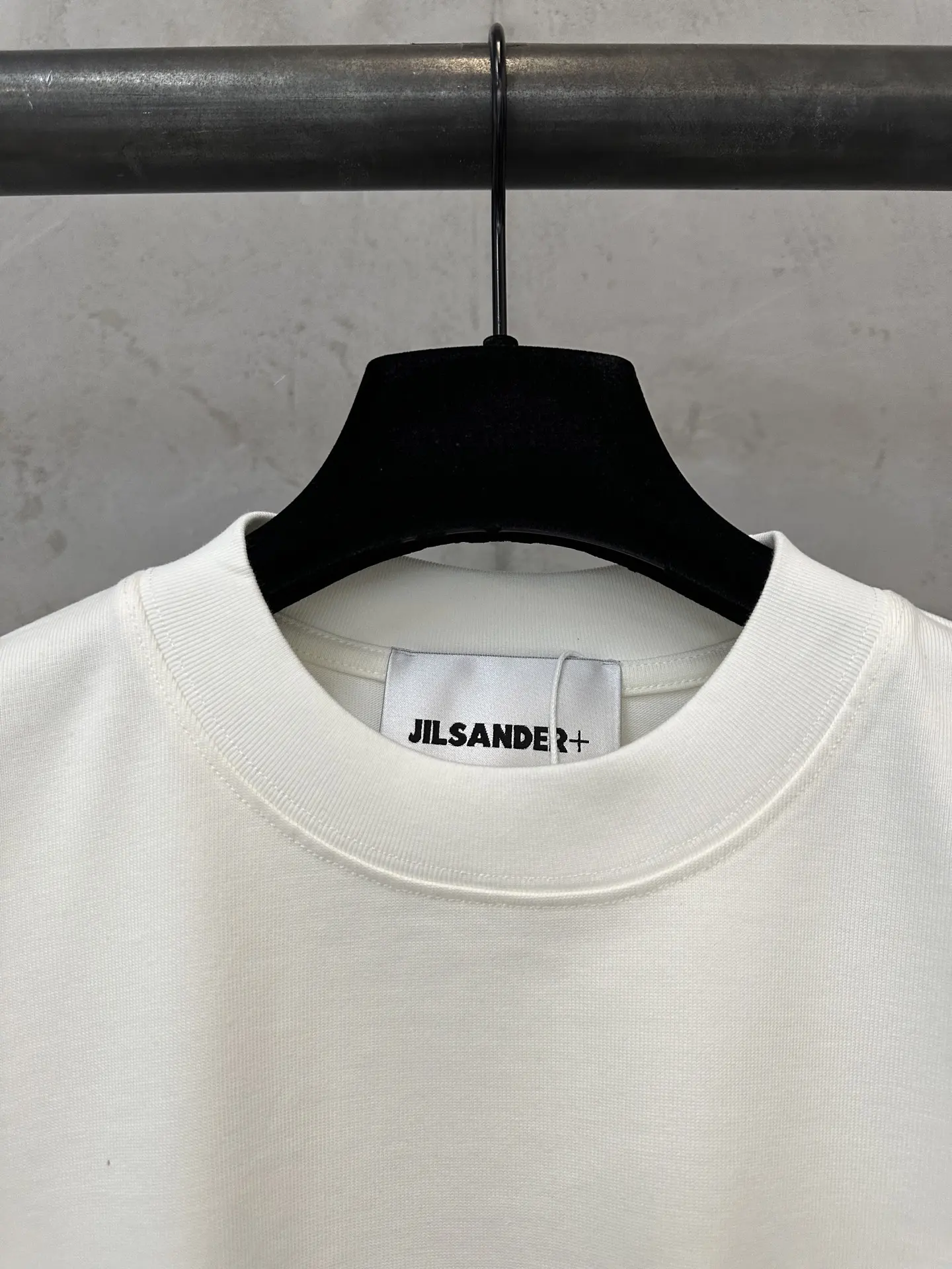 Logo Print Heavyweight Cotton T-Shirt D20011470 — view 5