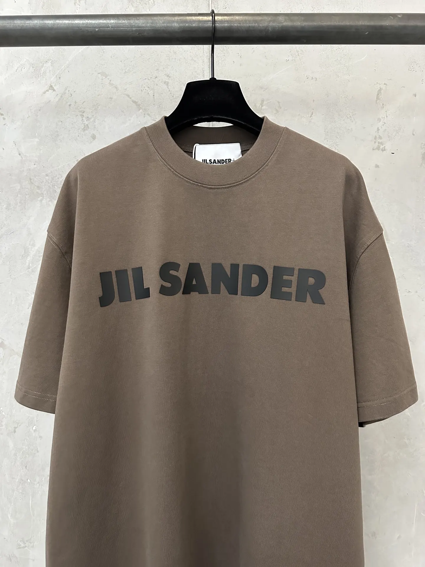Logo-Print Heavyweight Cotton T-Shirt D20011475 — view 3
