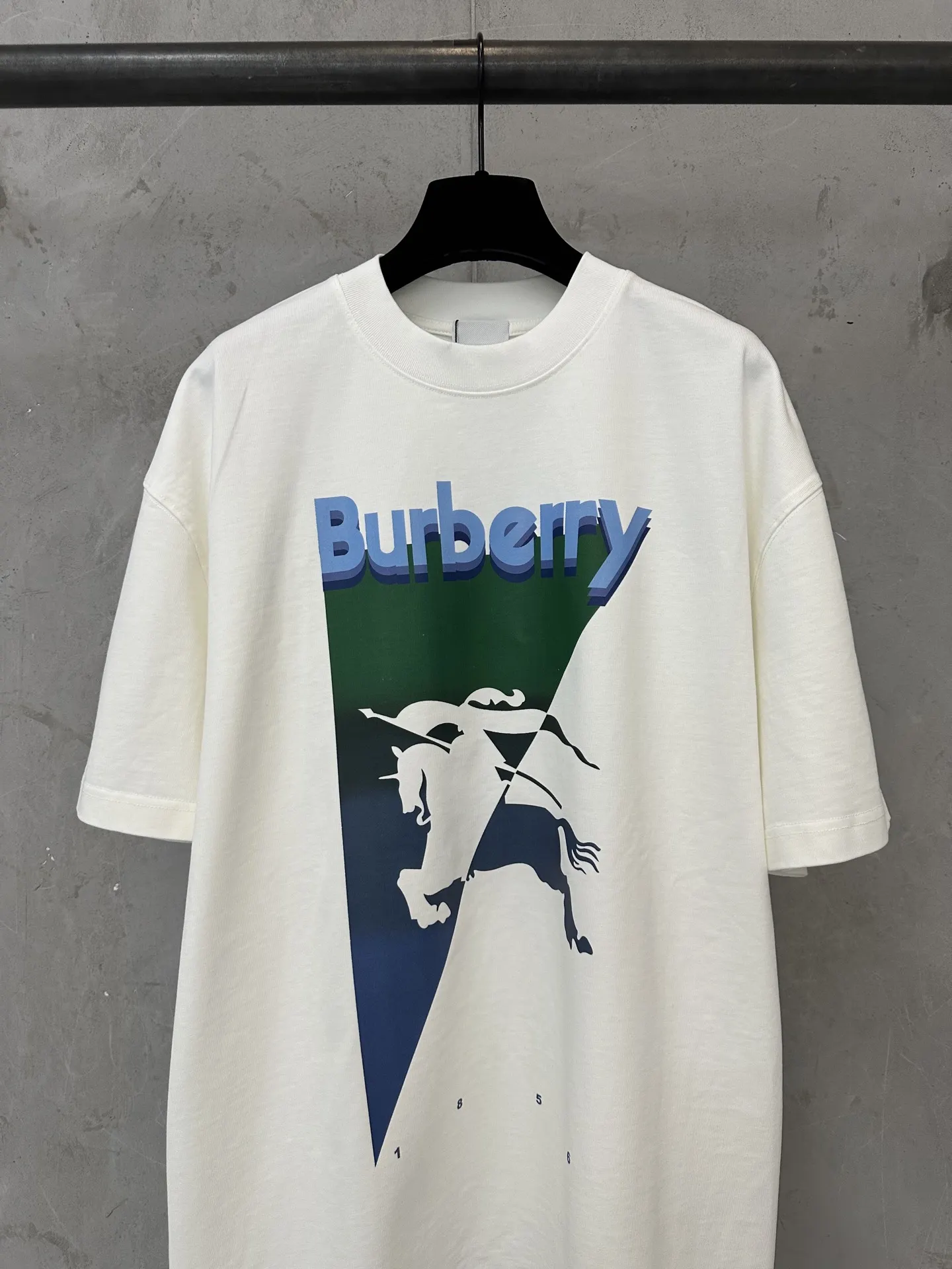 Equestrian Knight Graphic Cotton T-Shirt D20011493 — view 3