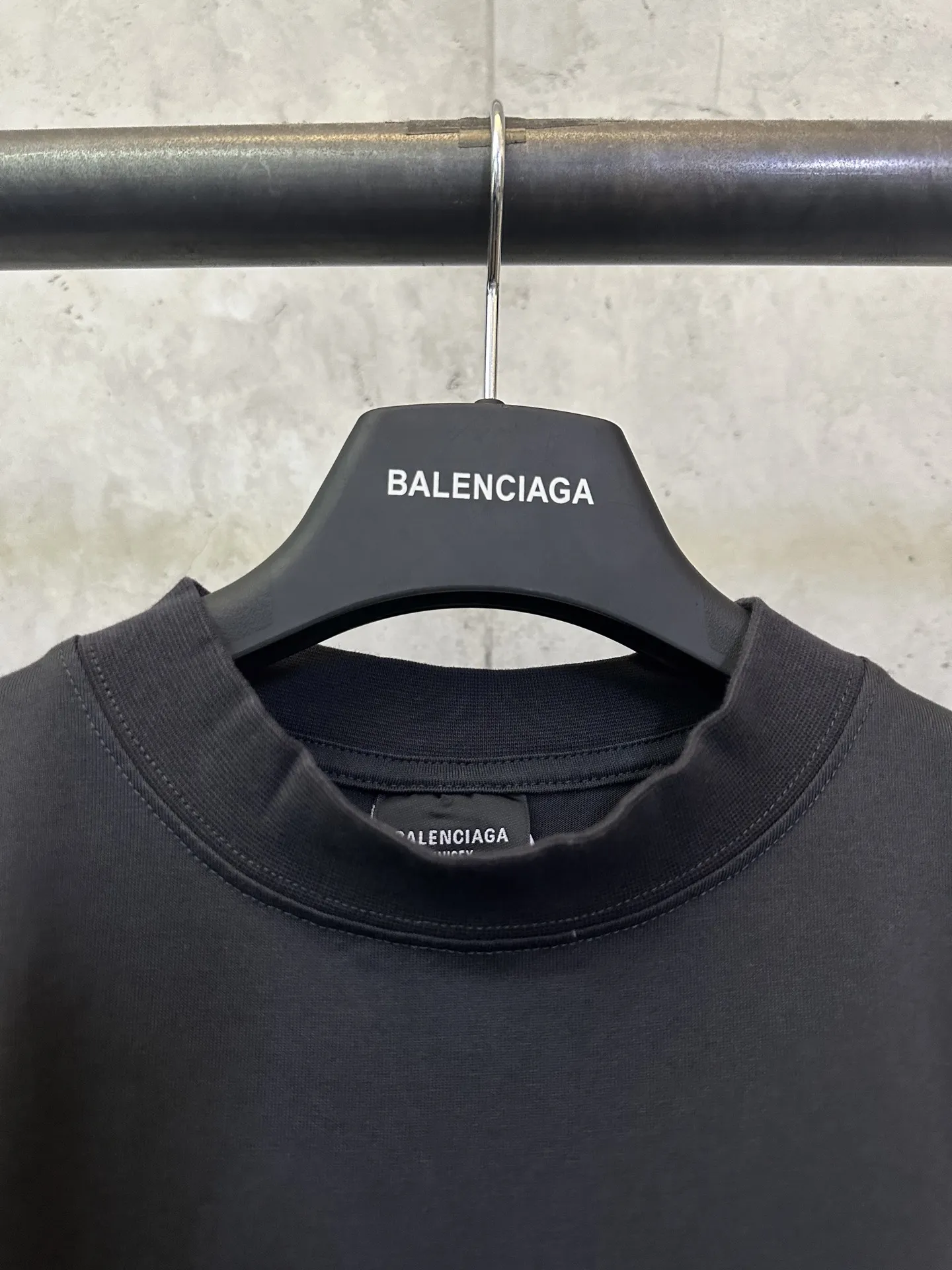 Logo Embroidery Distressed Cotton Tank Top D20512368 — view 7