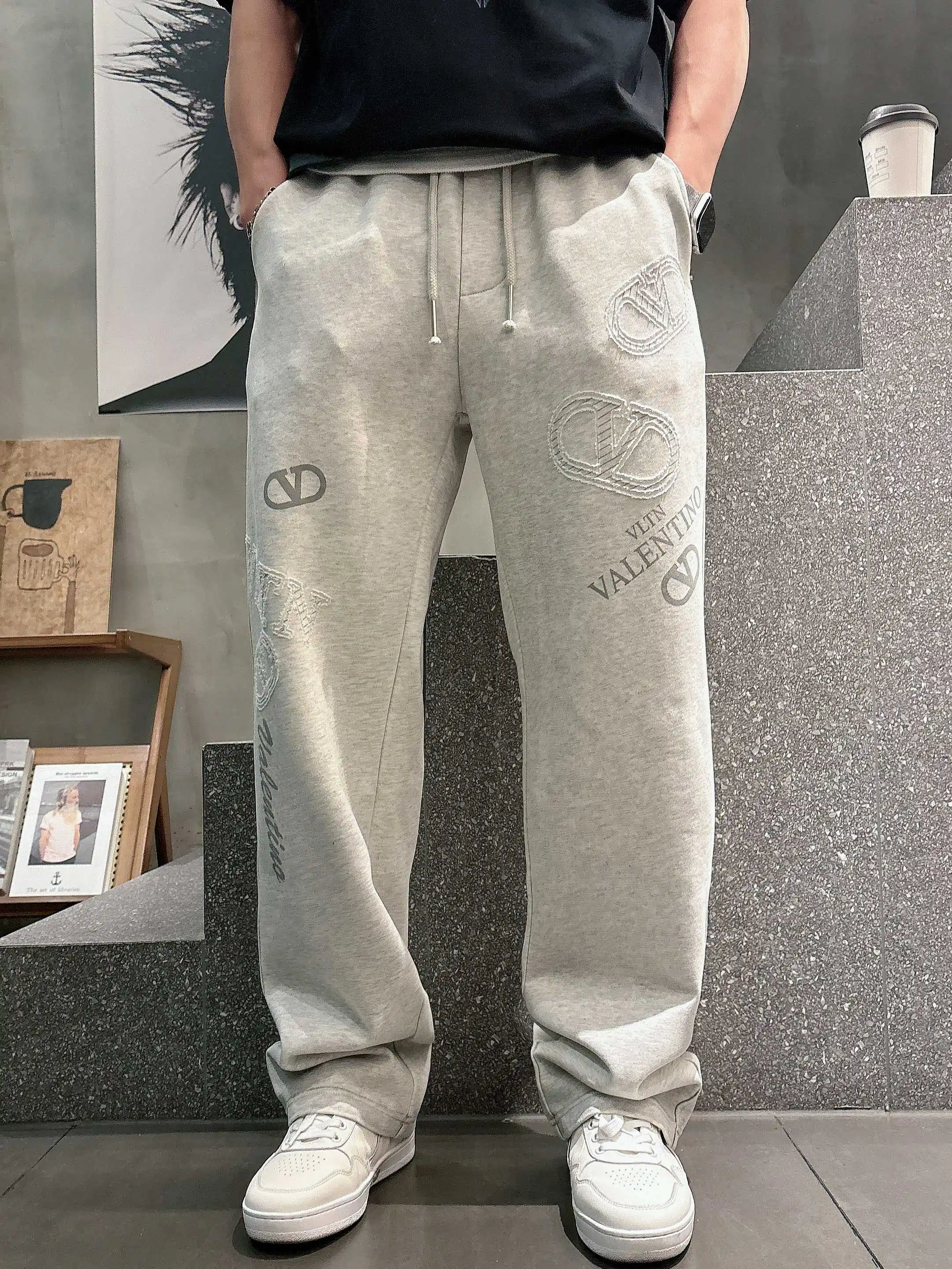 Logo-Embroidered Cotton-Blend Sweatpants D21013199