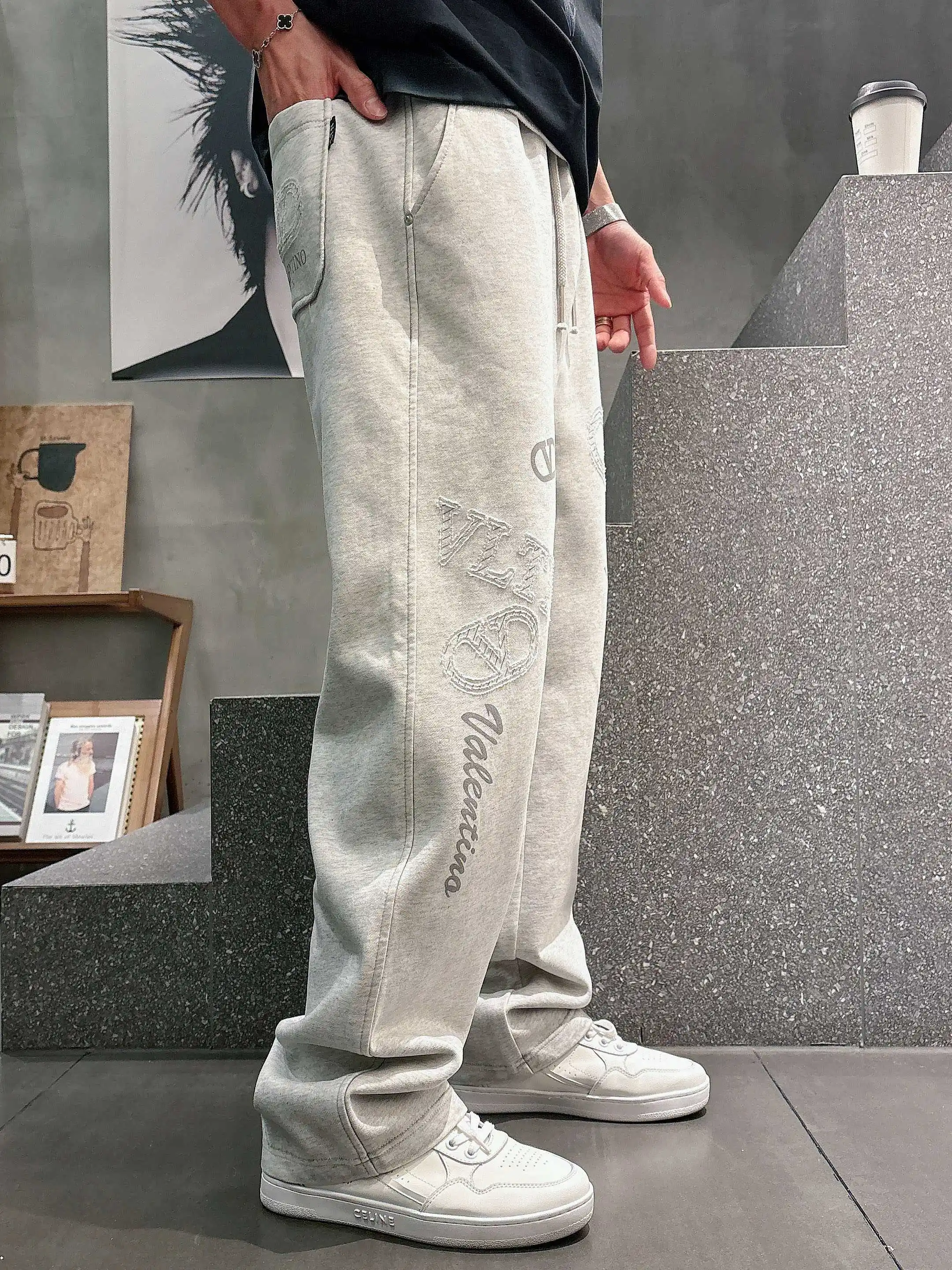 Logo-Embroidered Cotton-Blend Sweatpants D21013199 — view 5