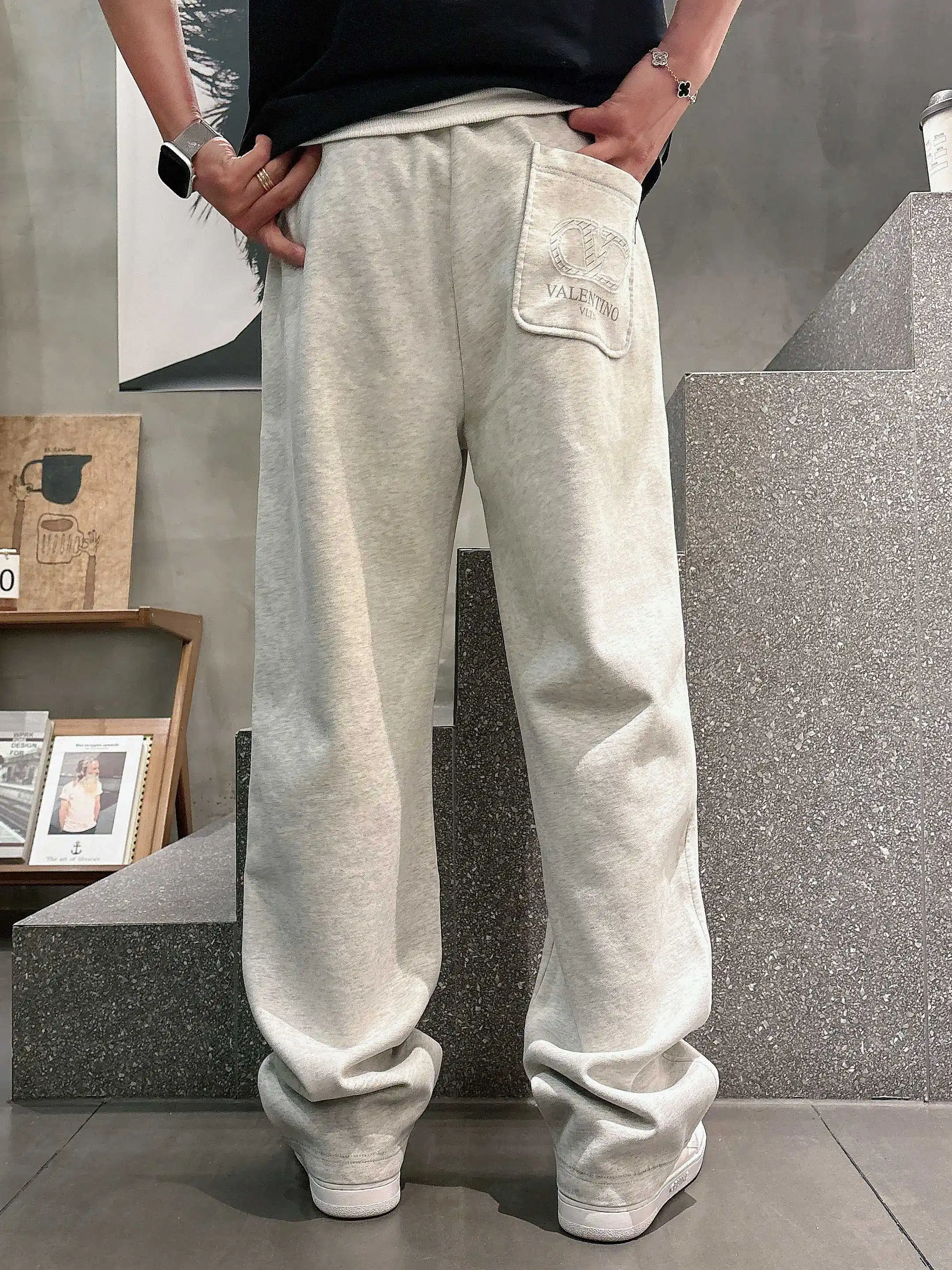 Logo-Embroidered Cotton-Blend Sweatpants D21013199 — view 7