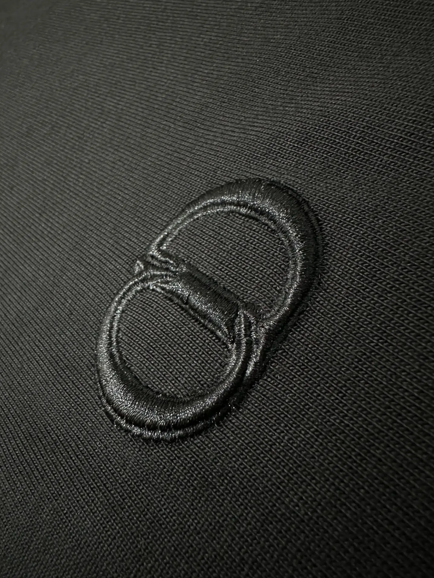 CD Logo Embroidered Heavyweight Cotton T-Shirt D21022261 — view 8