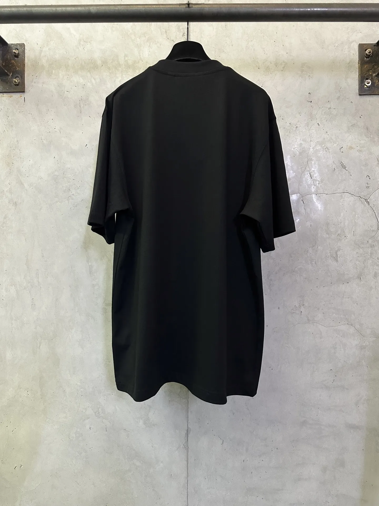 Gothic Logo Embroidered Cotton T-Shirt D21012479 — view 2