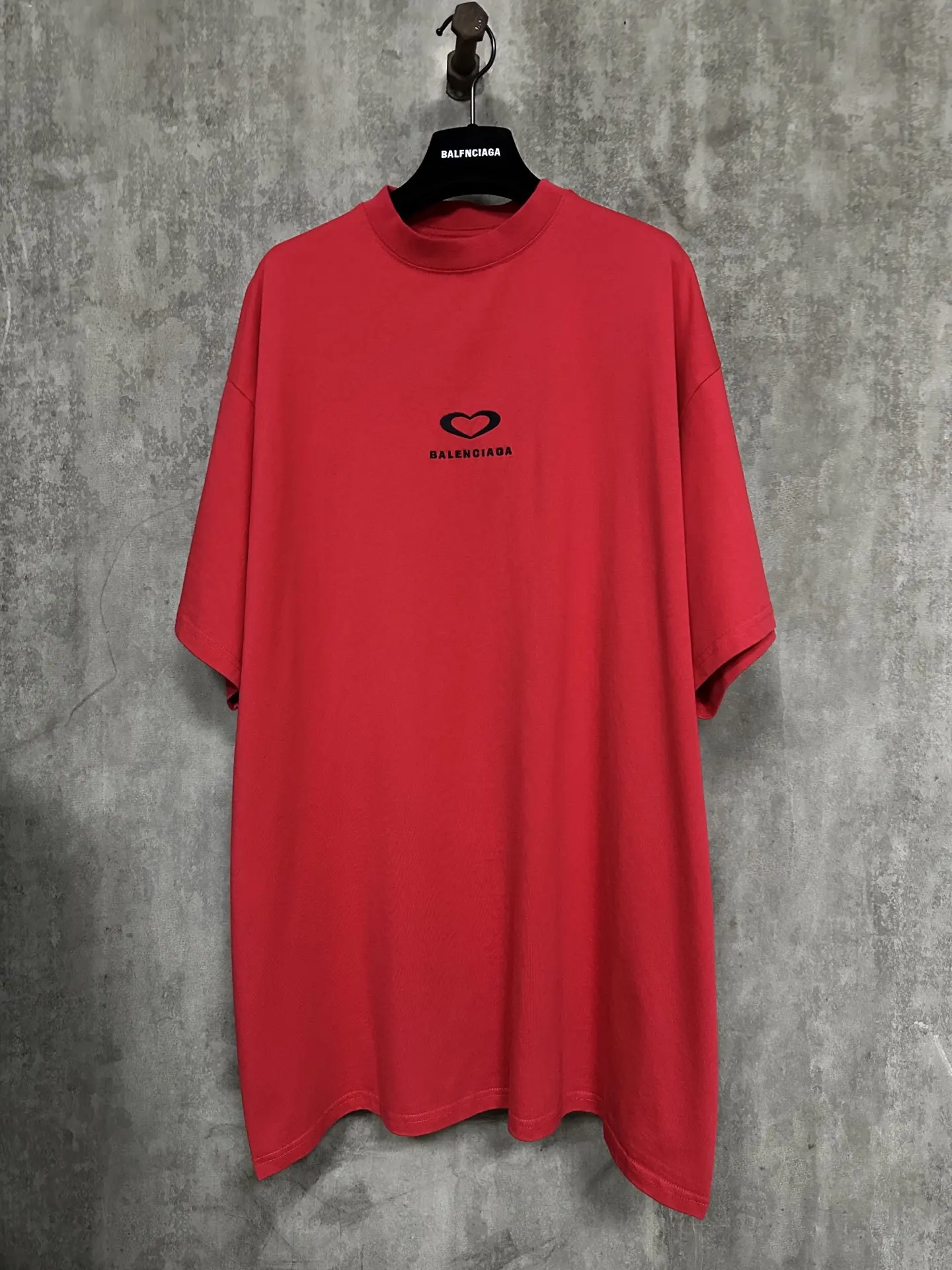 Heart Logo Oversized Cotton T-Shirt D21015319