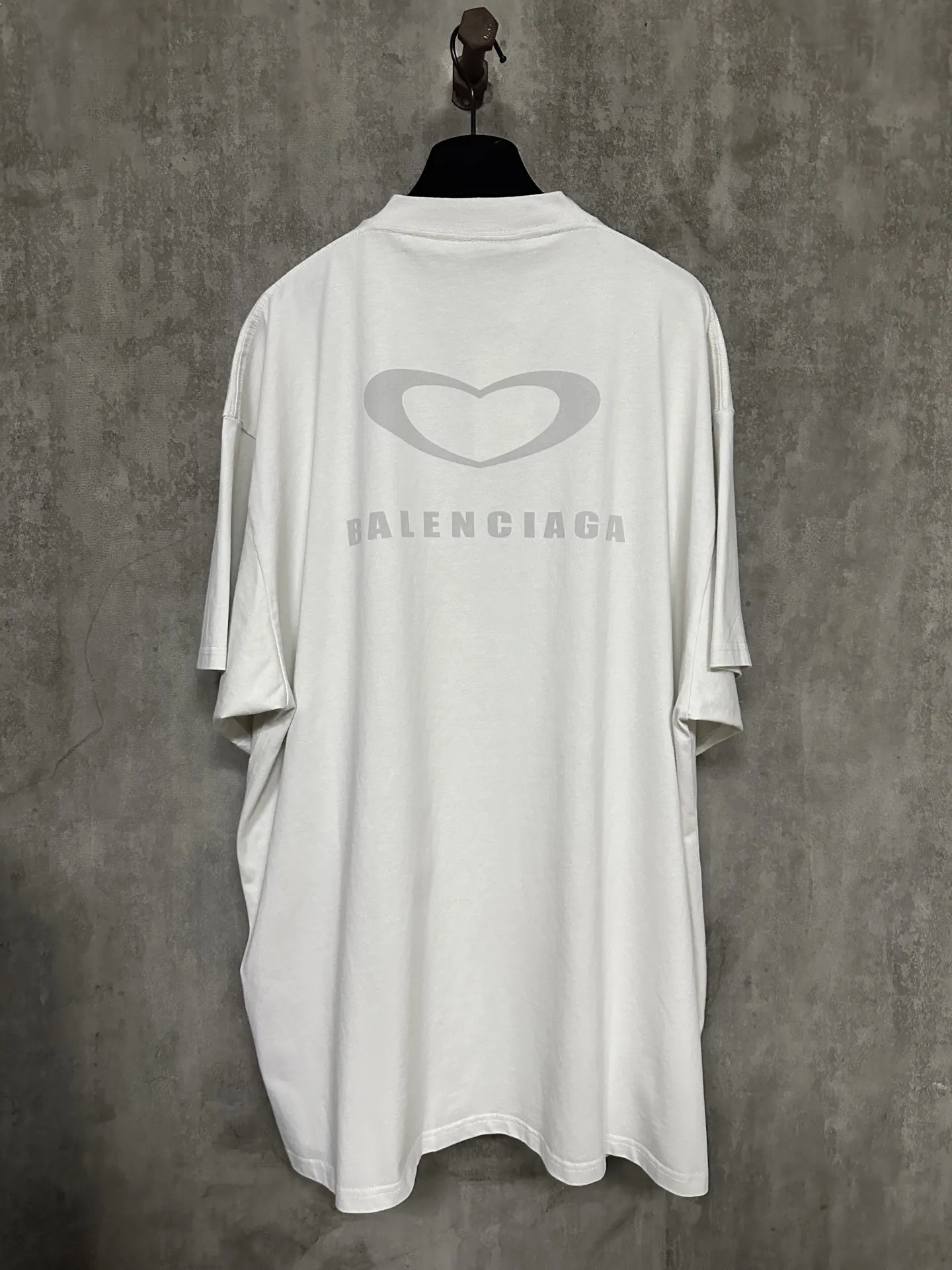 Logo-Embroidered Oversized Cotton T-Shirt D21015318 — view 2