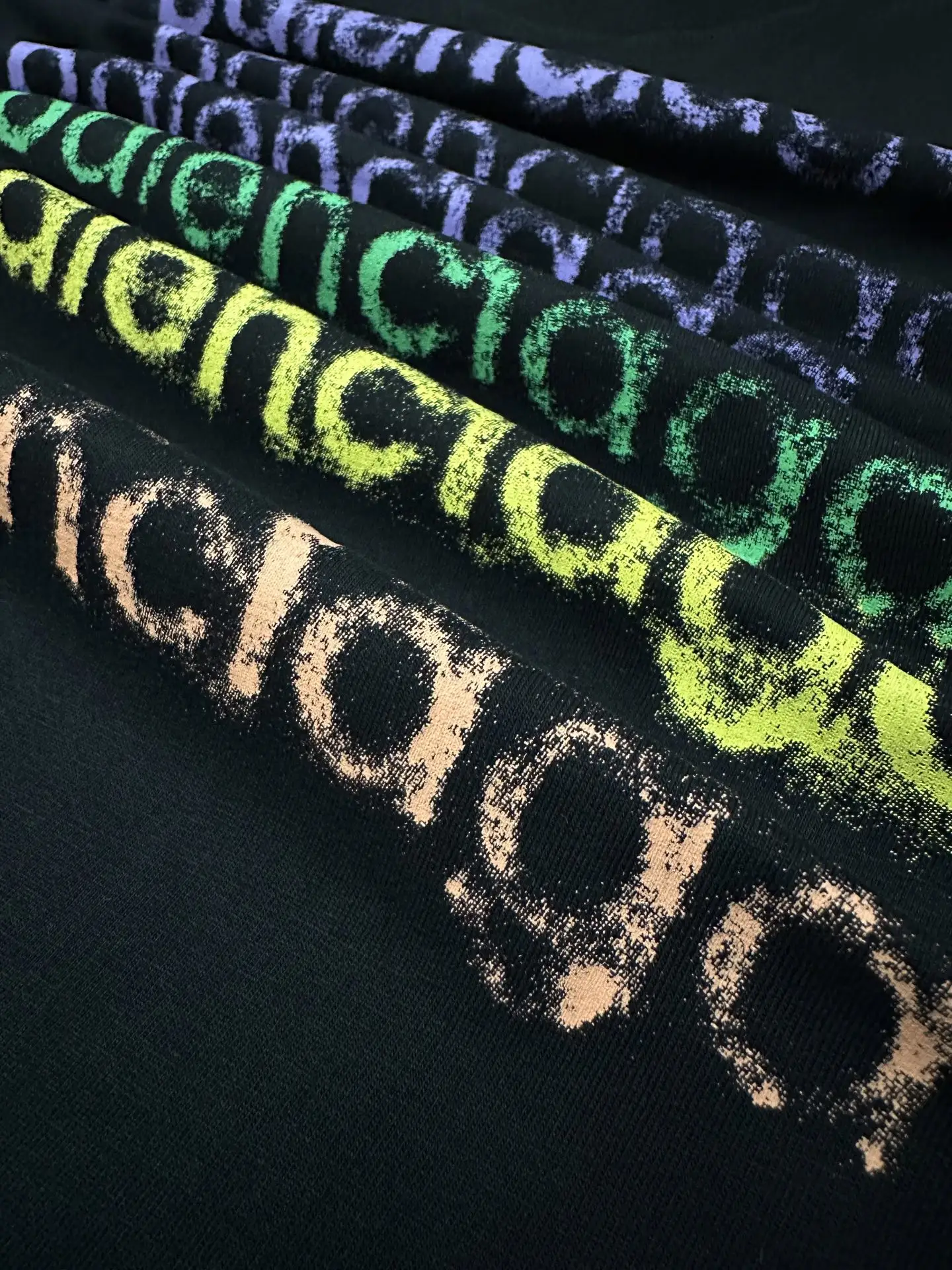 Logo Spray-Paint Oversized T-Shirt D21023069 — view 9