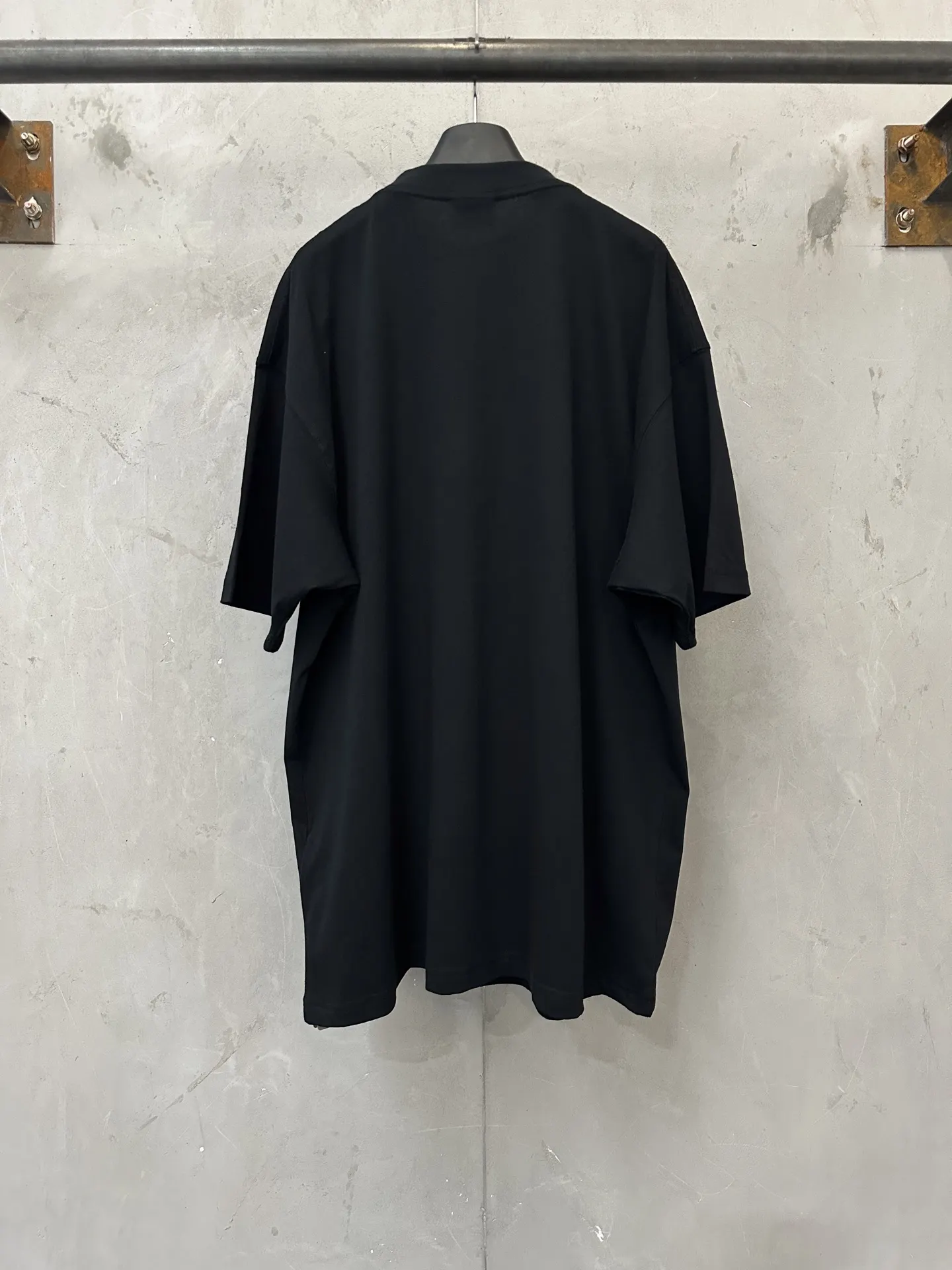 Balenciaga SEGA Logo Oversized T-Shirt D21018934 — view 2