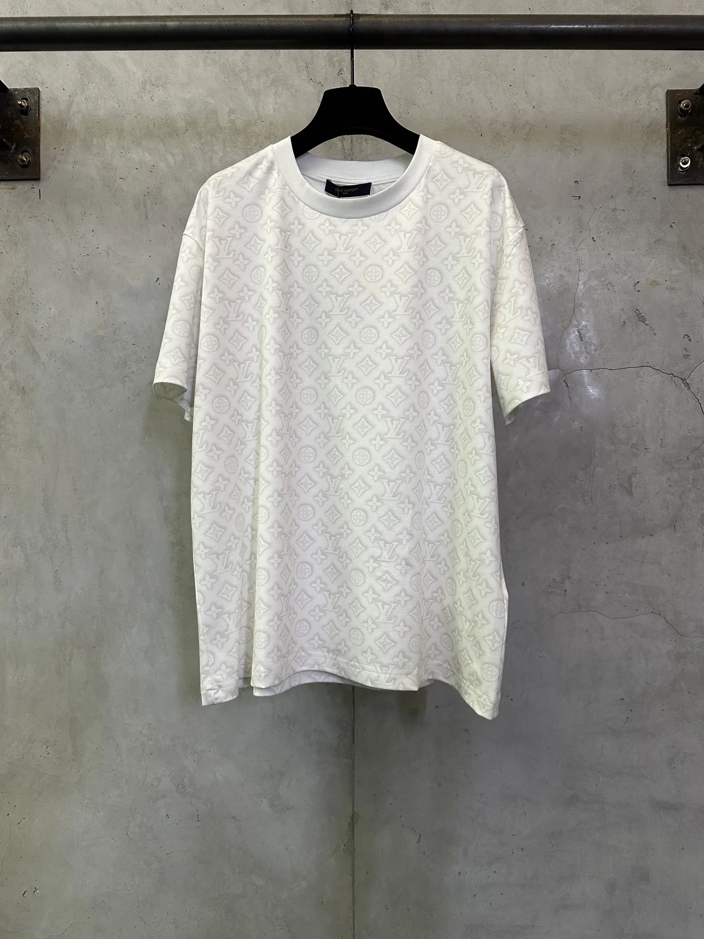 Monogram Embossed Cotton T-Shirt D21012416
