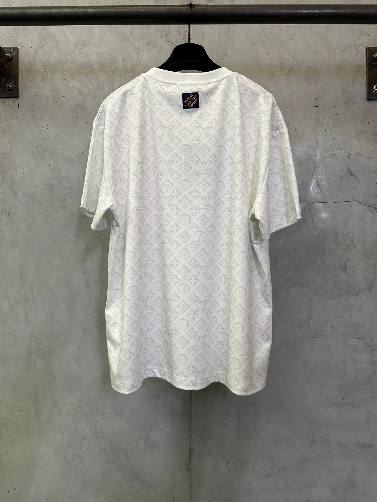Monogram Embossed Cotton T-Shirt D21012416 — view 2