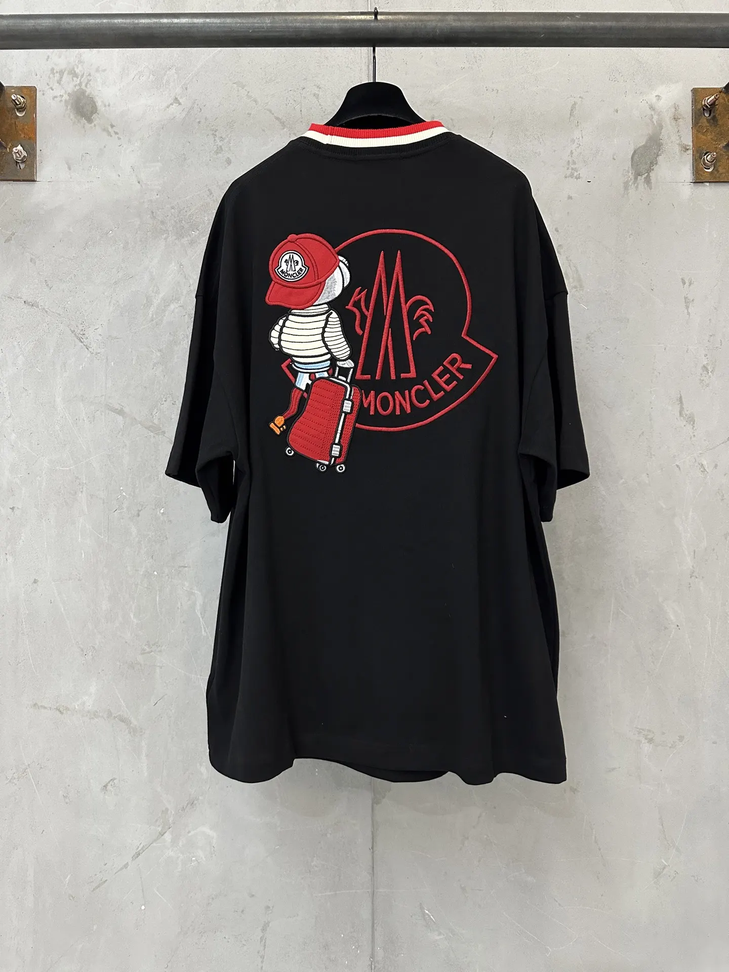 Heart Logo Embroidered Cotton T-Shirt D21011461 — view 2