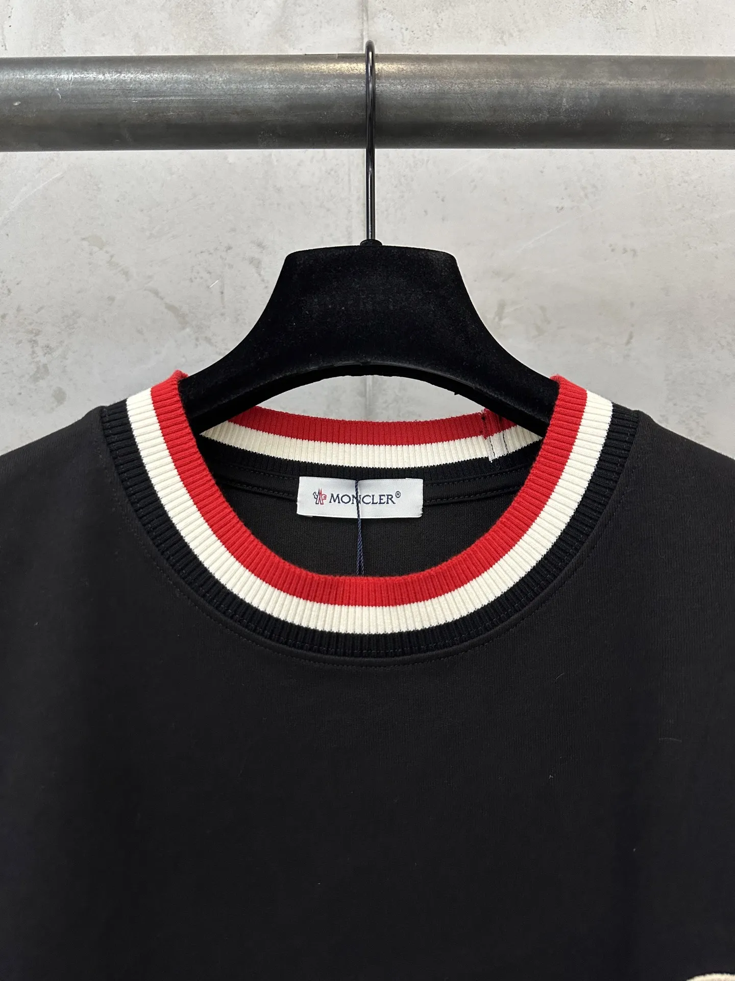 Heart Logo Embroidered Cotton T-Shirt D21011461 — view 5