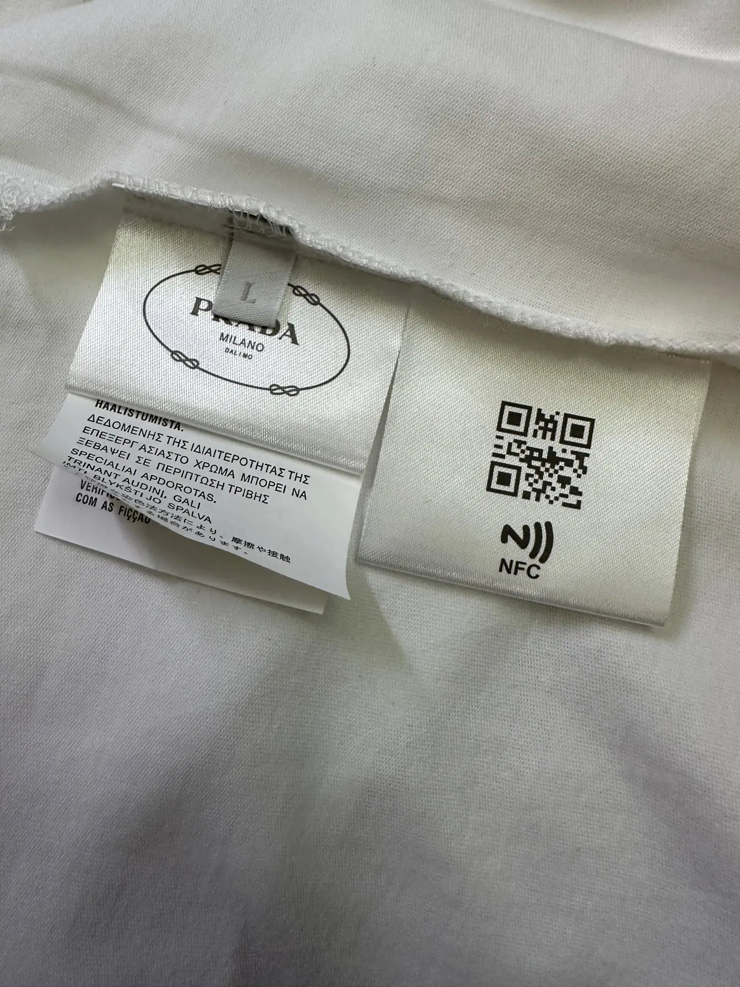 Logo-Badge Cotton Pocket T-Shirt D21012400 — view 9