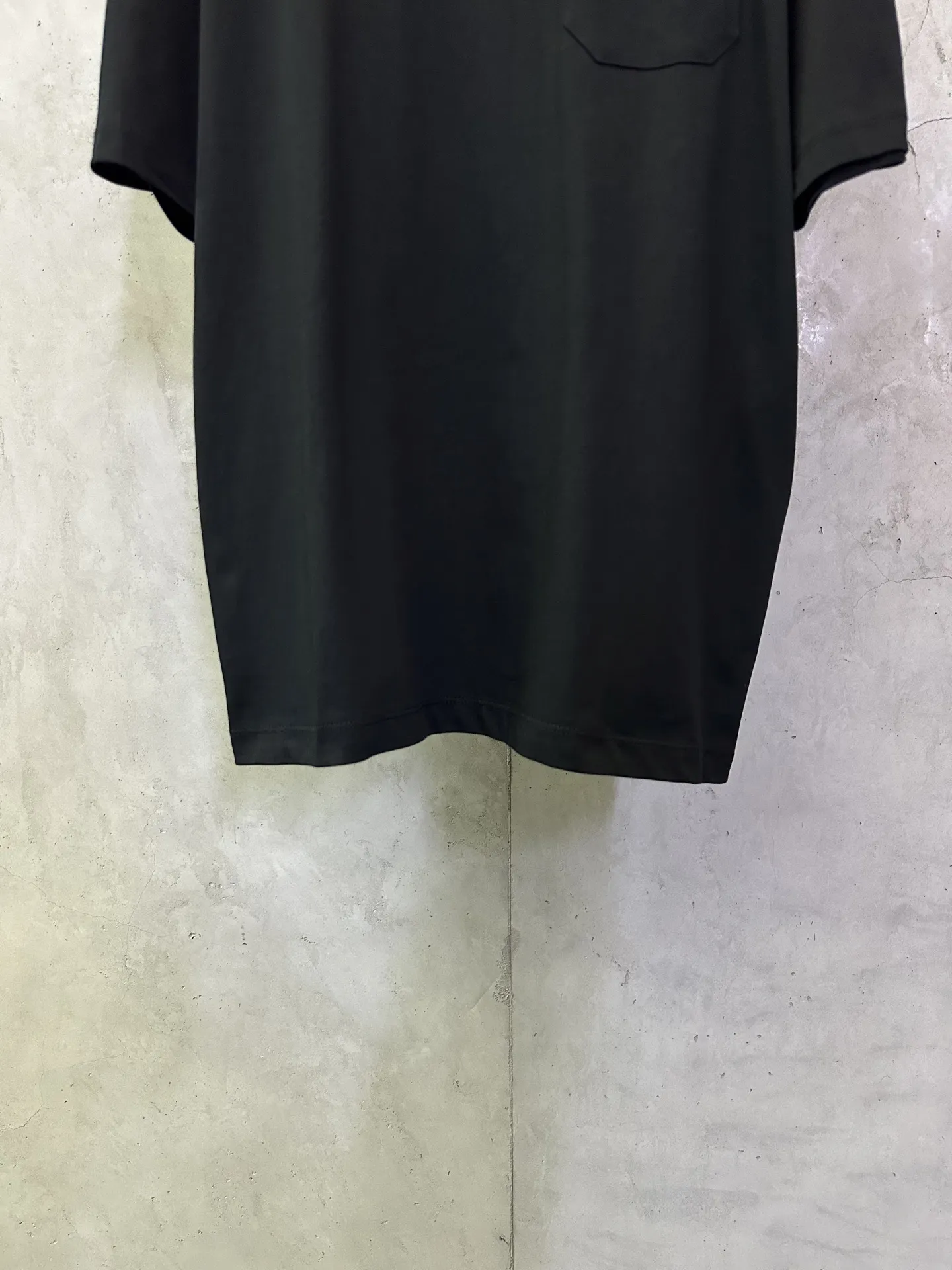 Logo-Badge Cotton Pocket T-Shirt D21012401 — view 4