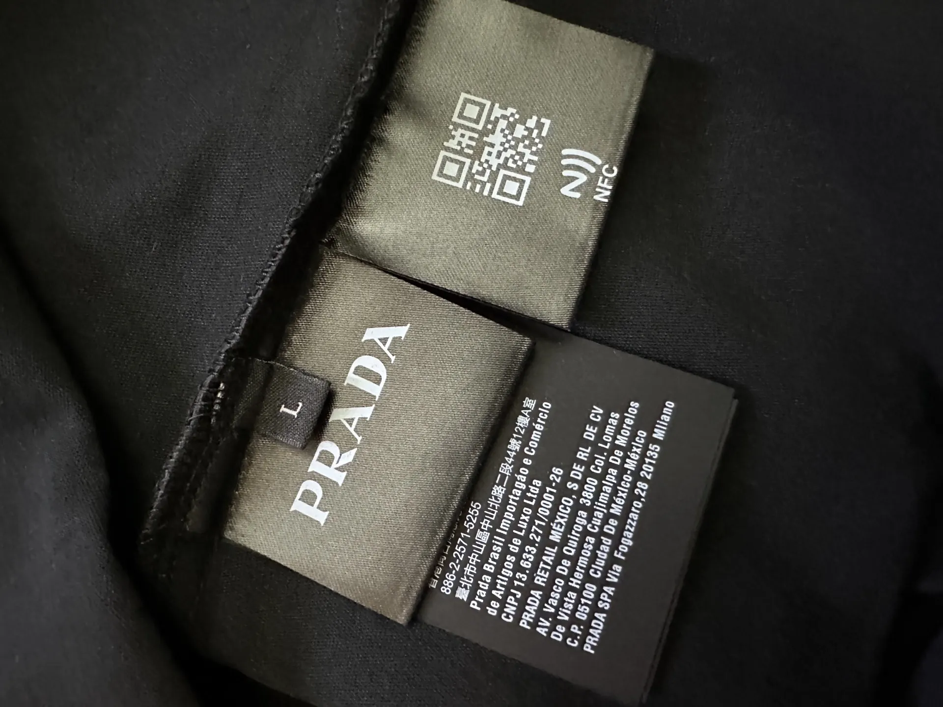 Logo-Badge Cotton Pocket T-Shirt D21012401 — view 9