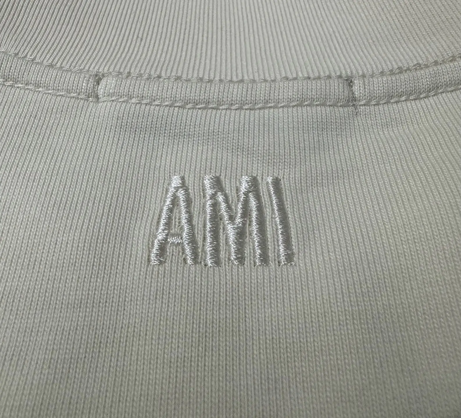 Ami de Coeur Embroidered Heavyweight T-Shirt D21018903 — view 8