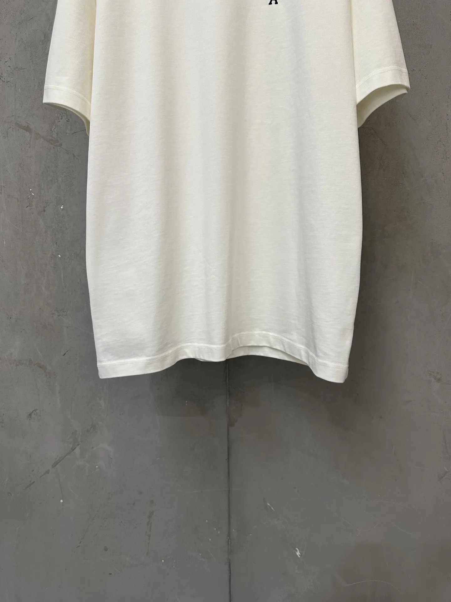Ami de Coeur Embroidered Heavyweight T-Shirt D21018902 — view 4