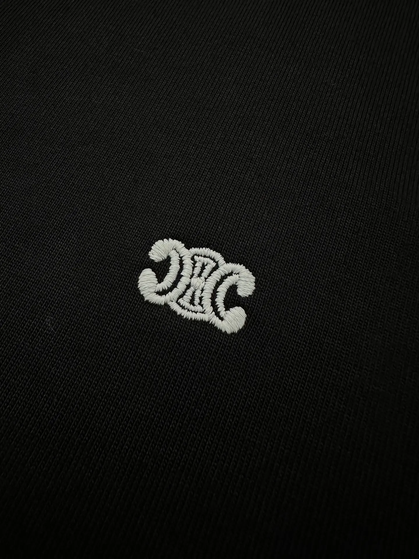 Triomphe Logo Embroidered Heavyweight Cotton T-Shirt D21018930 — view 7