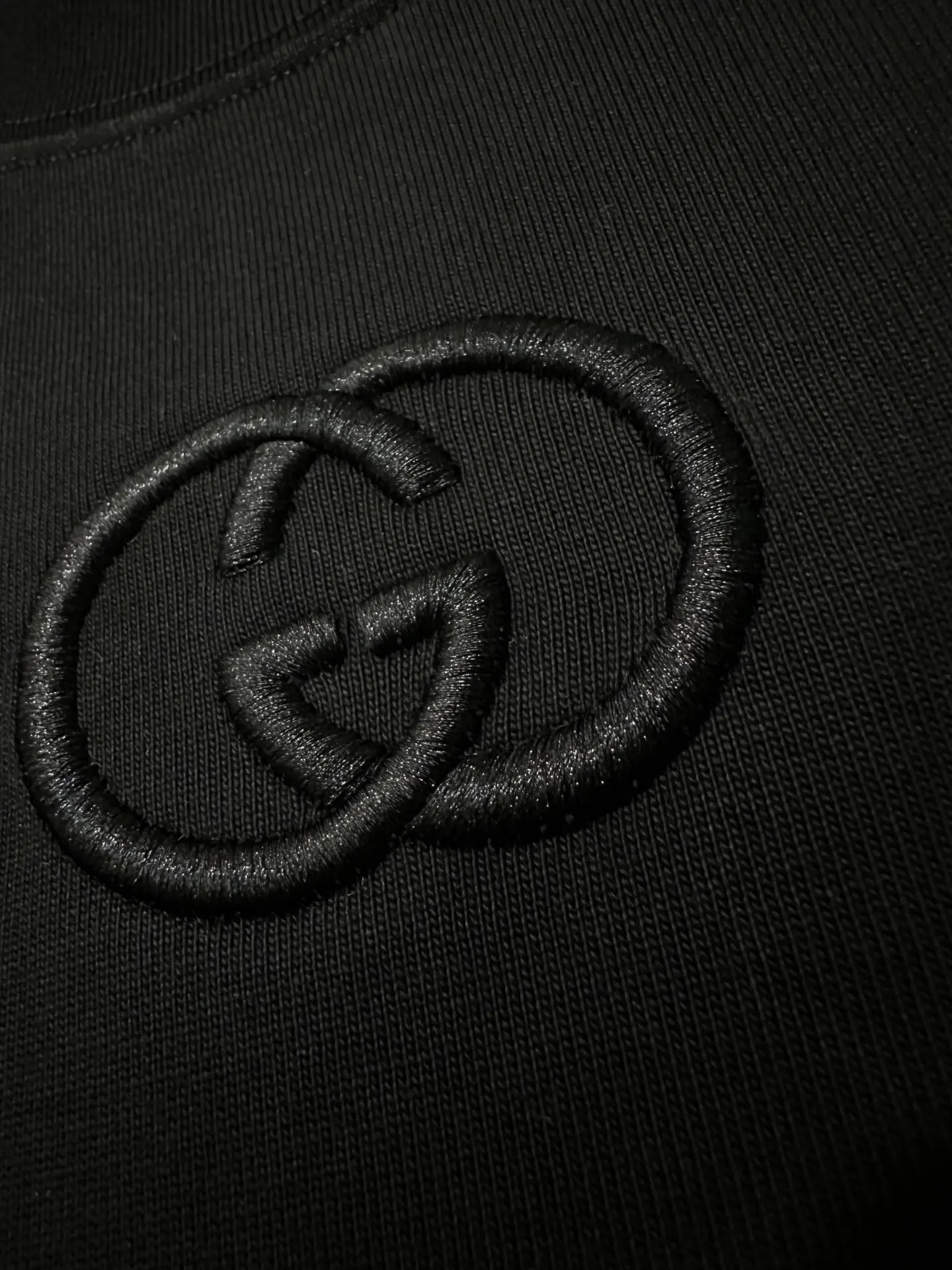 Interlocking G Embroidered Heavyweight Cotton T-Shirt D21018913 — view 8