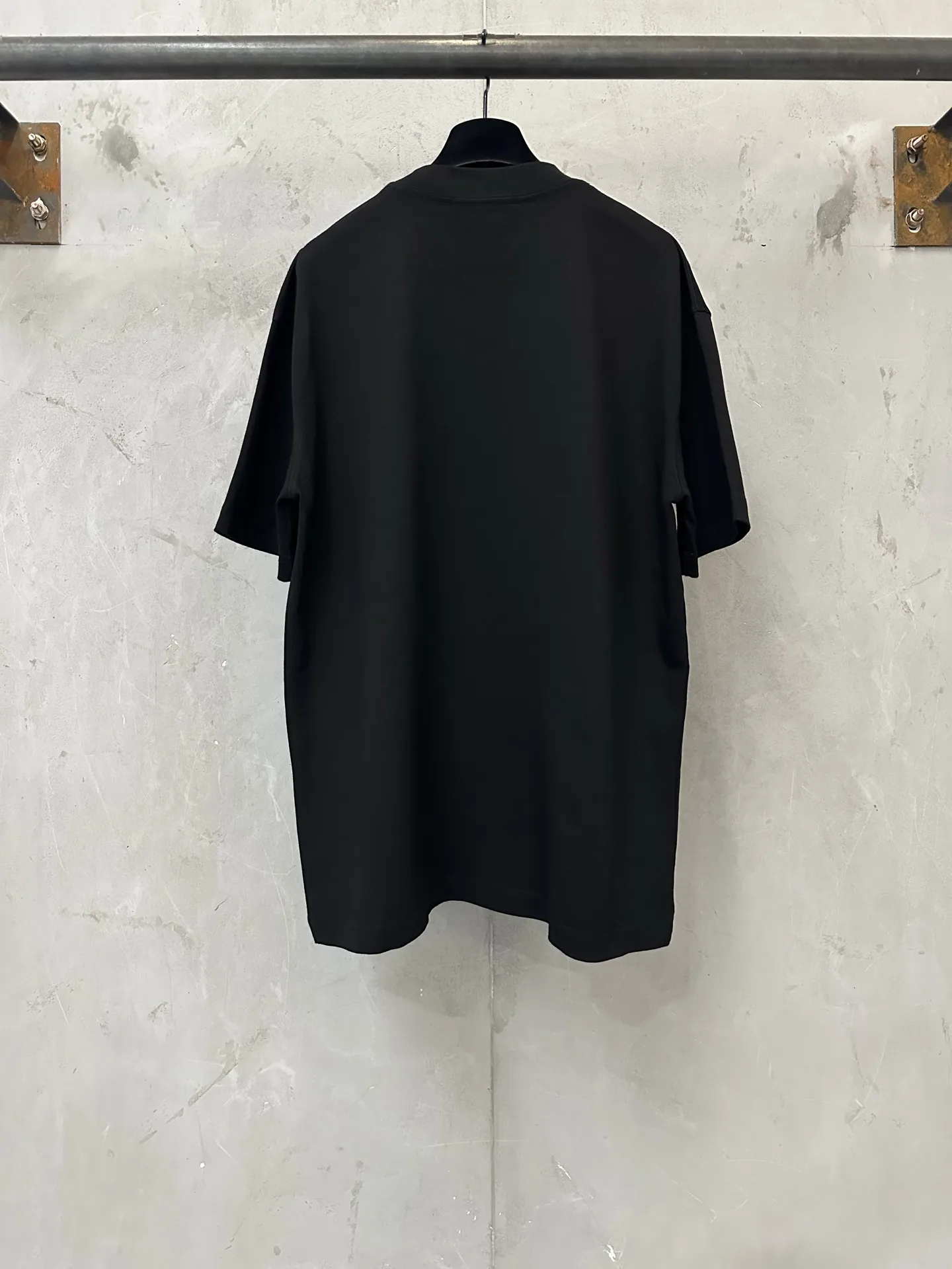 VLogo Embroidered Heavyweight Cotton T-Shirt D21018876 — view 2