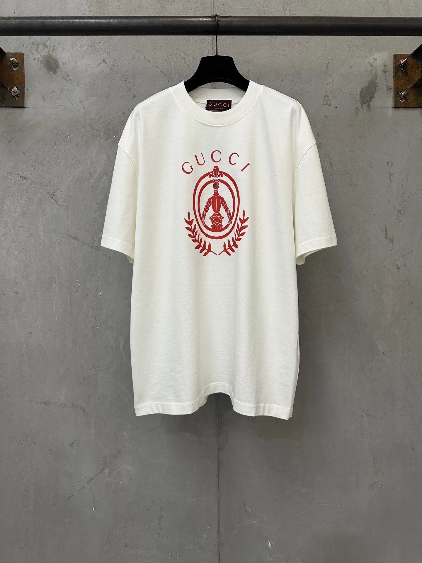Knight Crest Logo Heavyweight Cotton T-Shirt D21022291