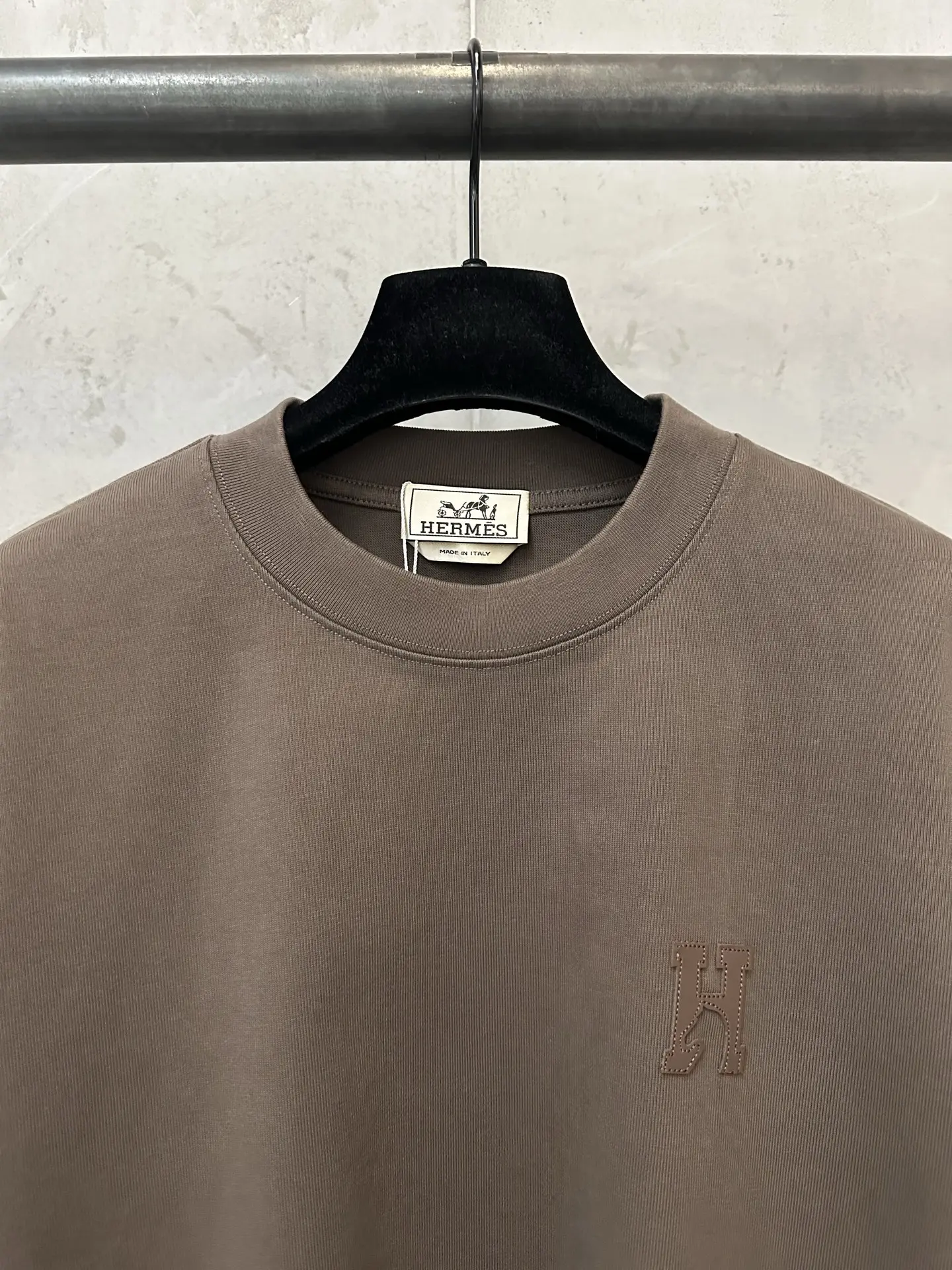 Heavyweight Cotton T-Shirt with Leather Patch D21020508 — view 5