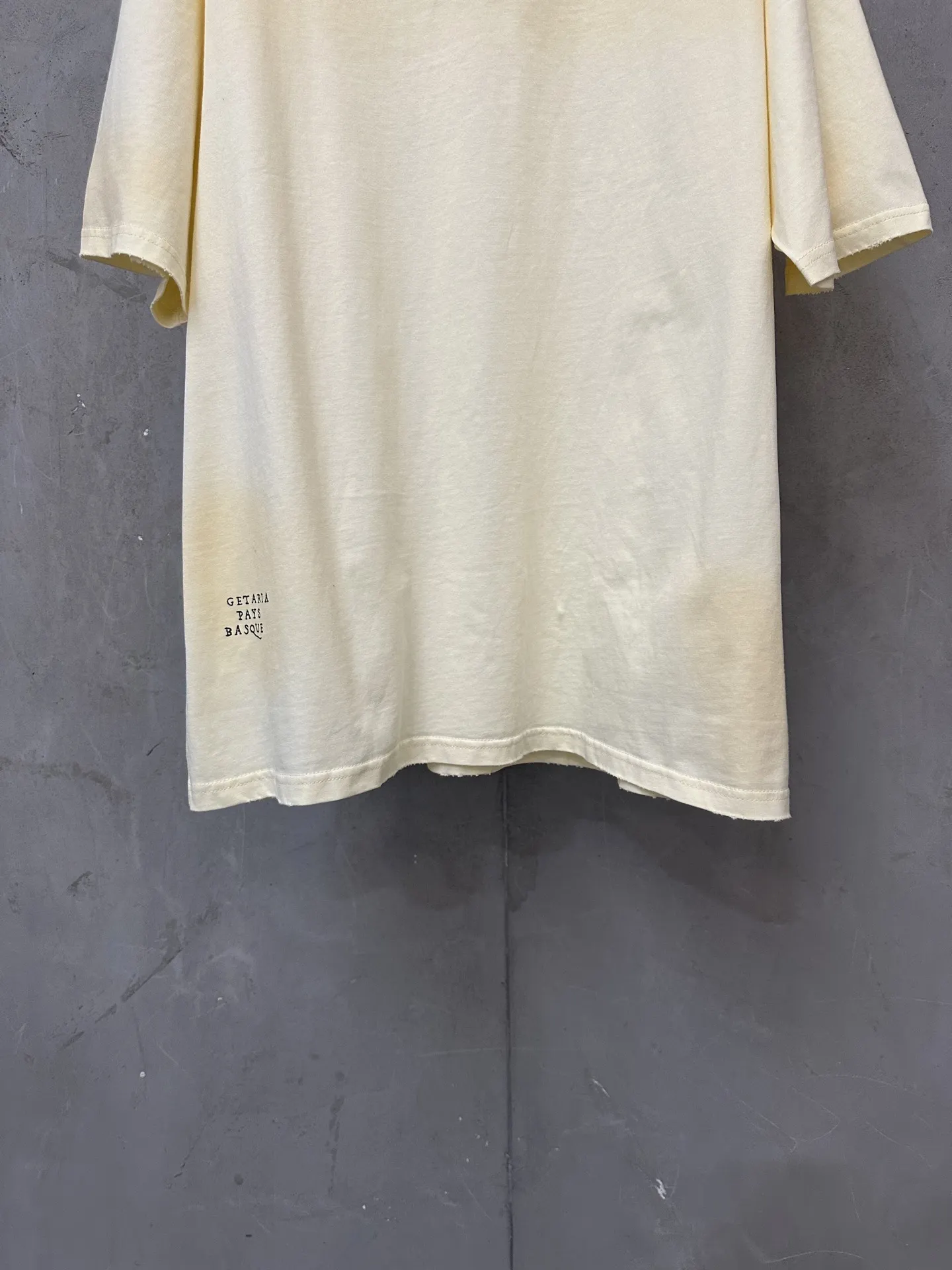 Classic Ink Script Logo T-Shirt D21518887 — view 4
