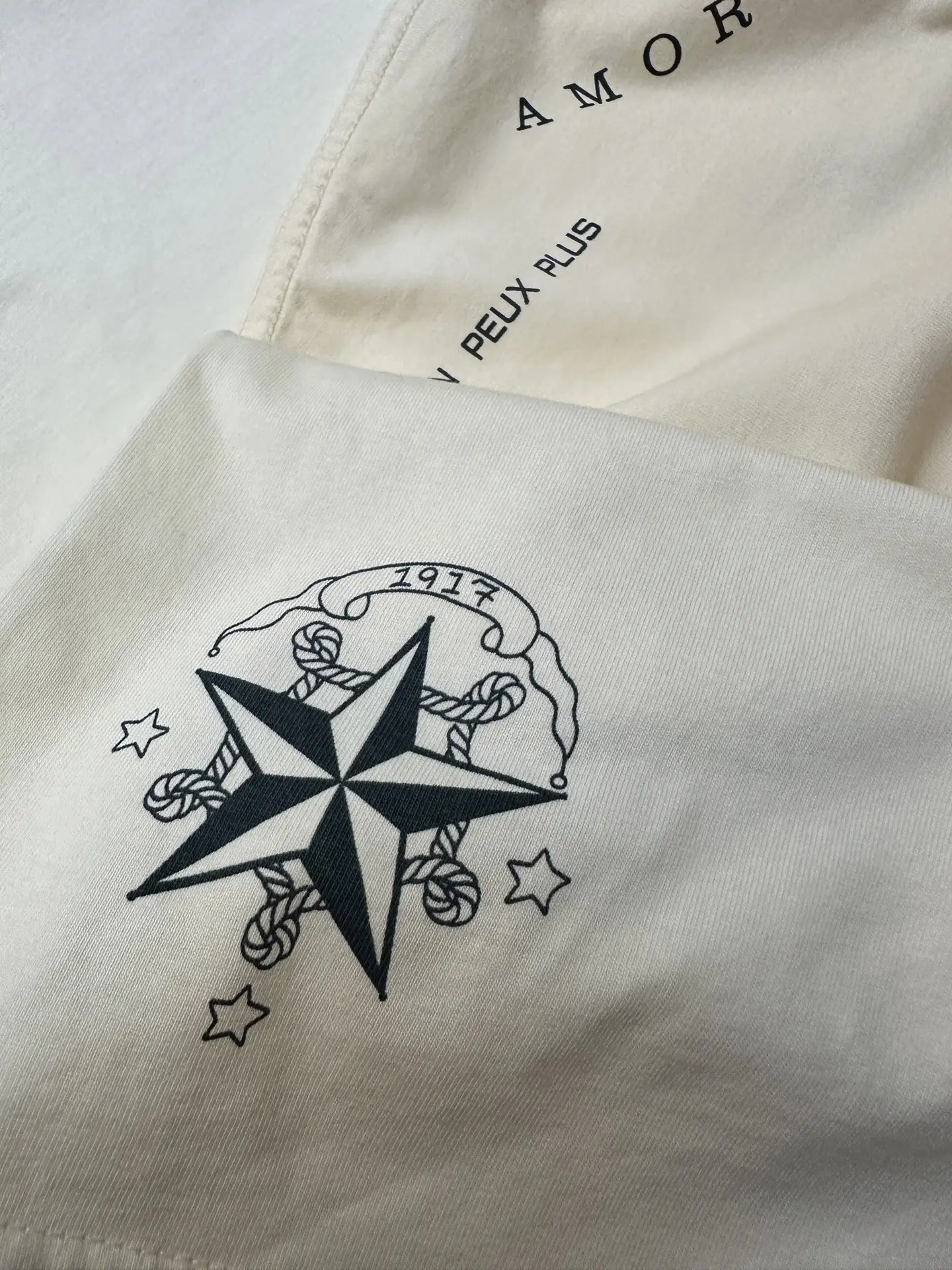 Classic Ink Script Logo T-Shirt D21518887 — view 11