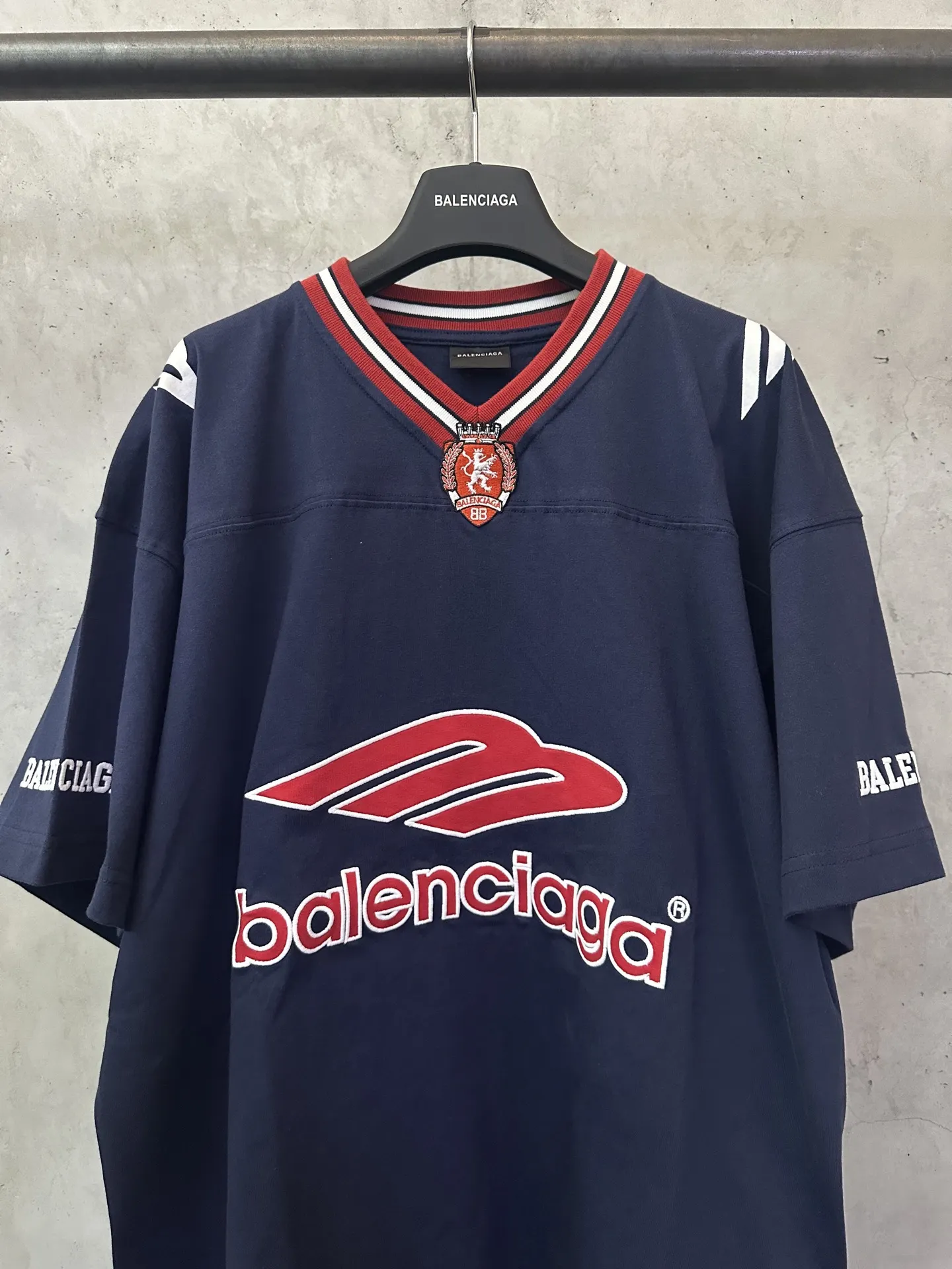Football Series Embroidered Oversized T-Shirt D21511563 — view 3