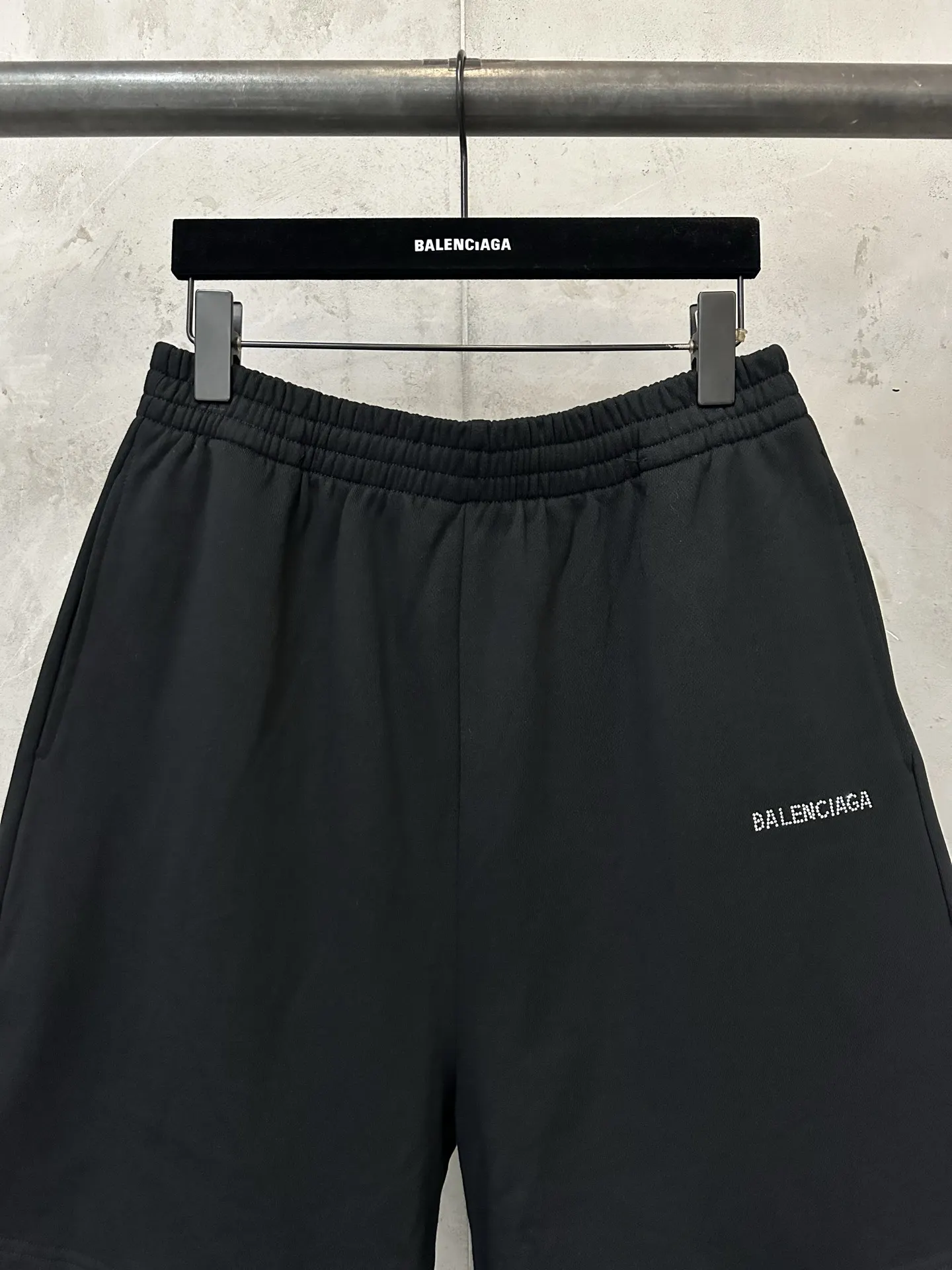 Logo Rhinestone Cotton-Jersey Shorts D21518894 — view 3