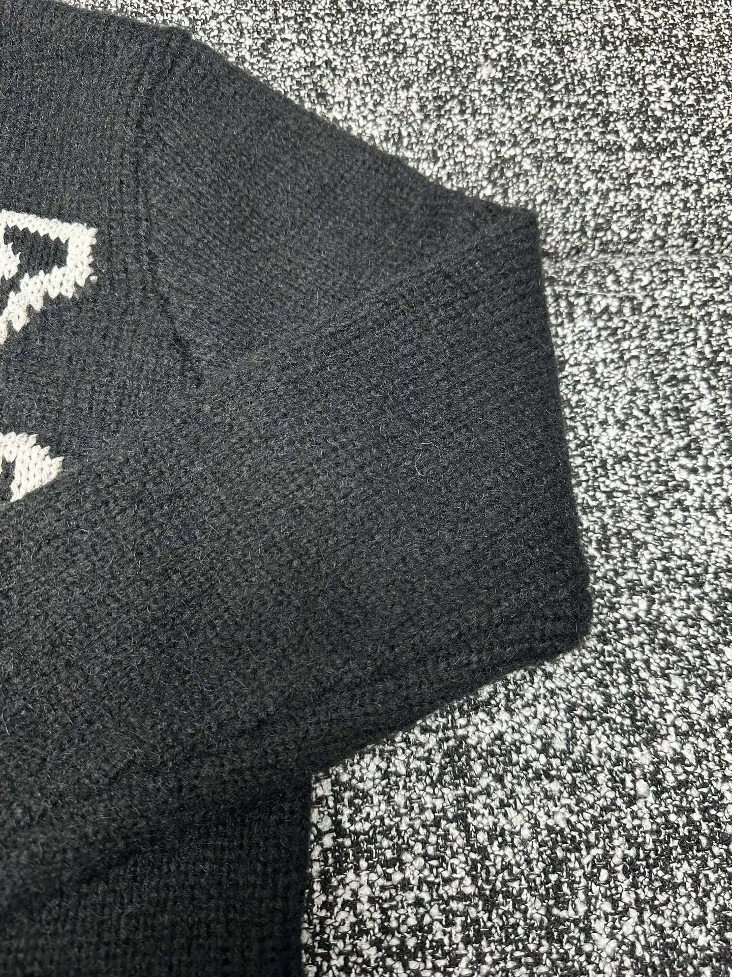 Logo Intarsia Wool-Blend Cardigan D22015984 — view 4