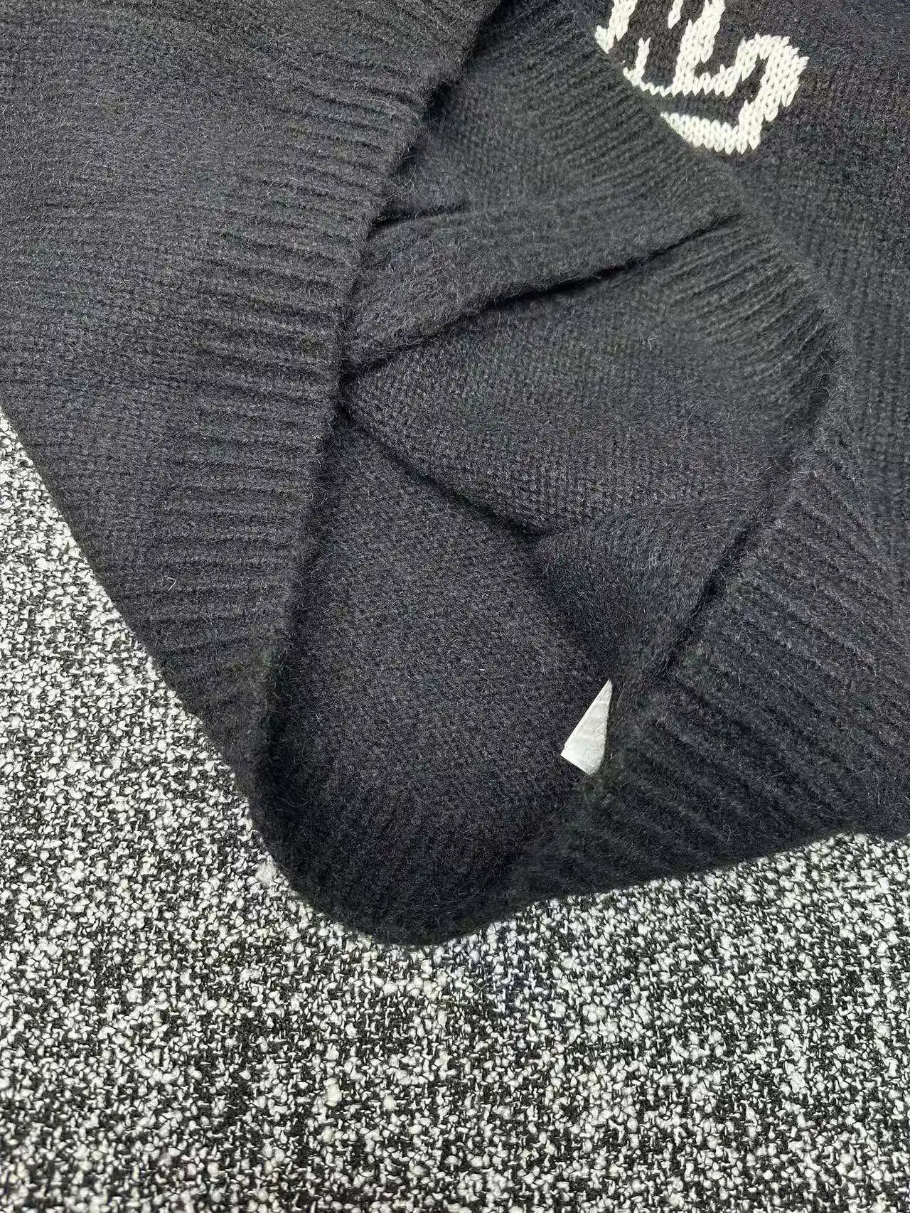 Logo Intarsia Wool-Blend Cardigan D22015984 — view 6