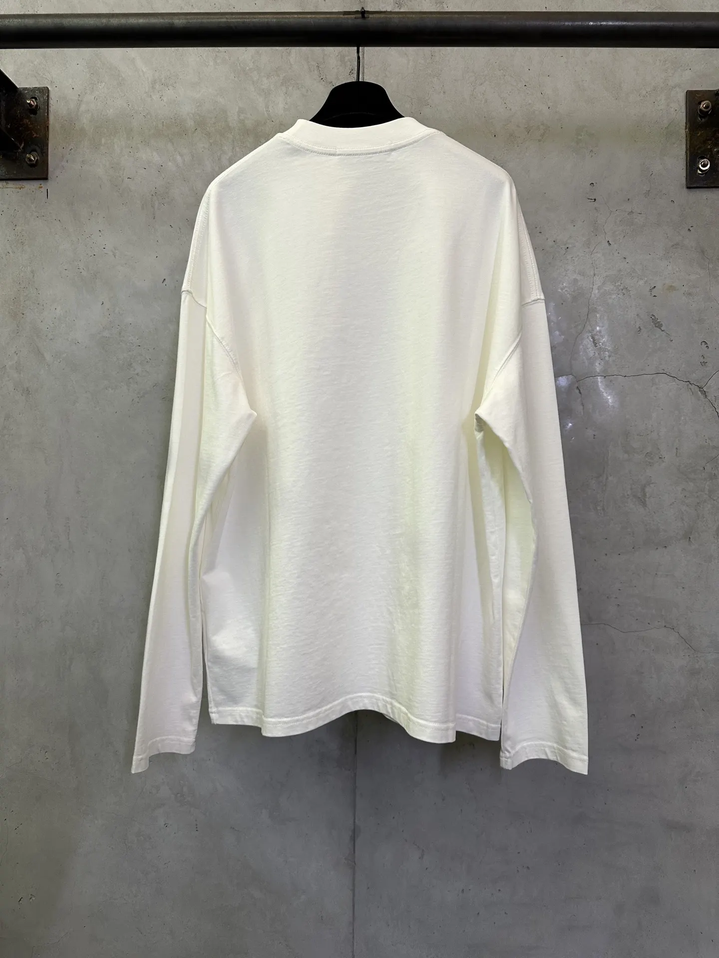 Vintage Logo Patch Long-Sleeve T-Shirt D22023744 — view 2