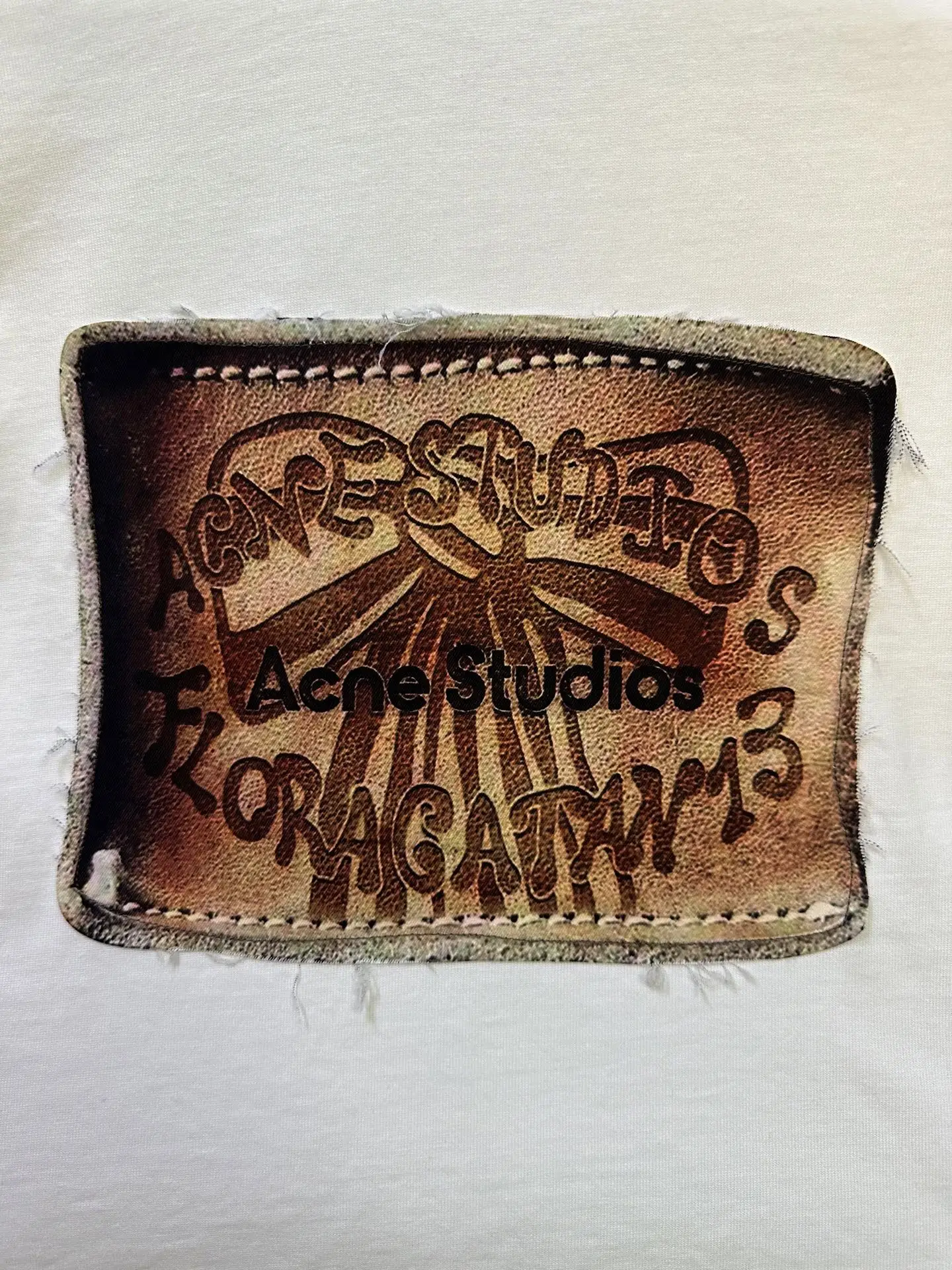 Vintage Logo Patch Long-Sleeve T-Shirt D22023744 — view 8