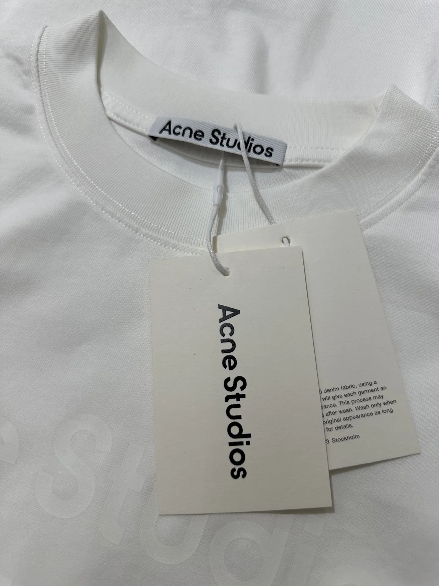 1996 Logo-Embossed Long-Sleeve T-Shirt D22018891 — view 6